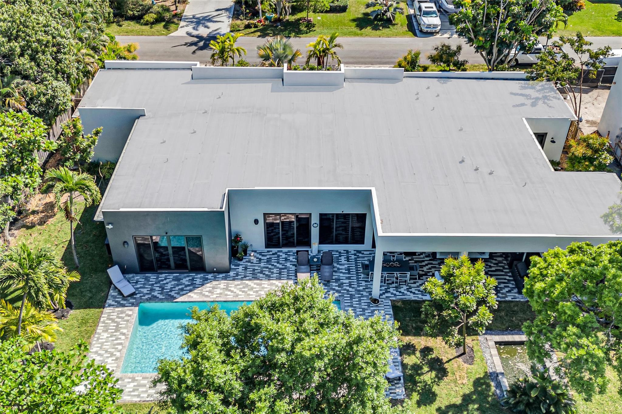 419 NE 22nd Street