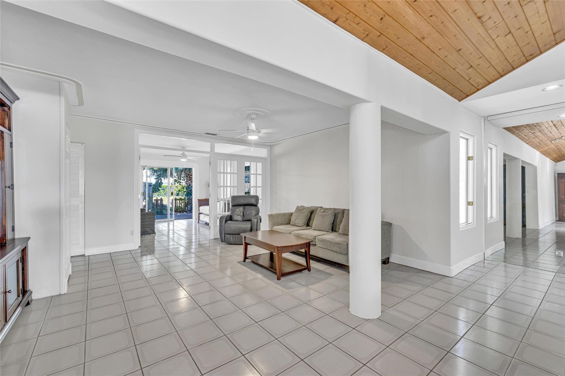 2004 SE 26th Terrace