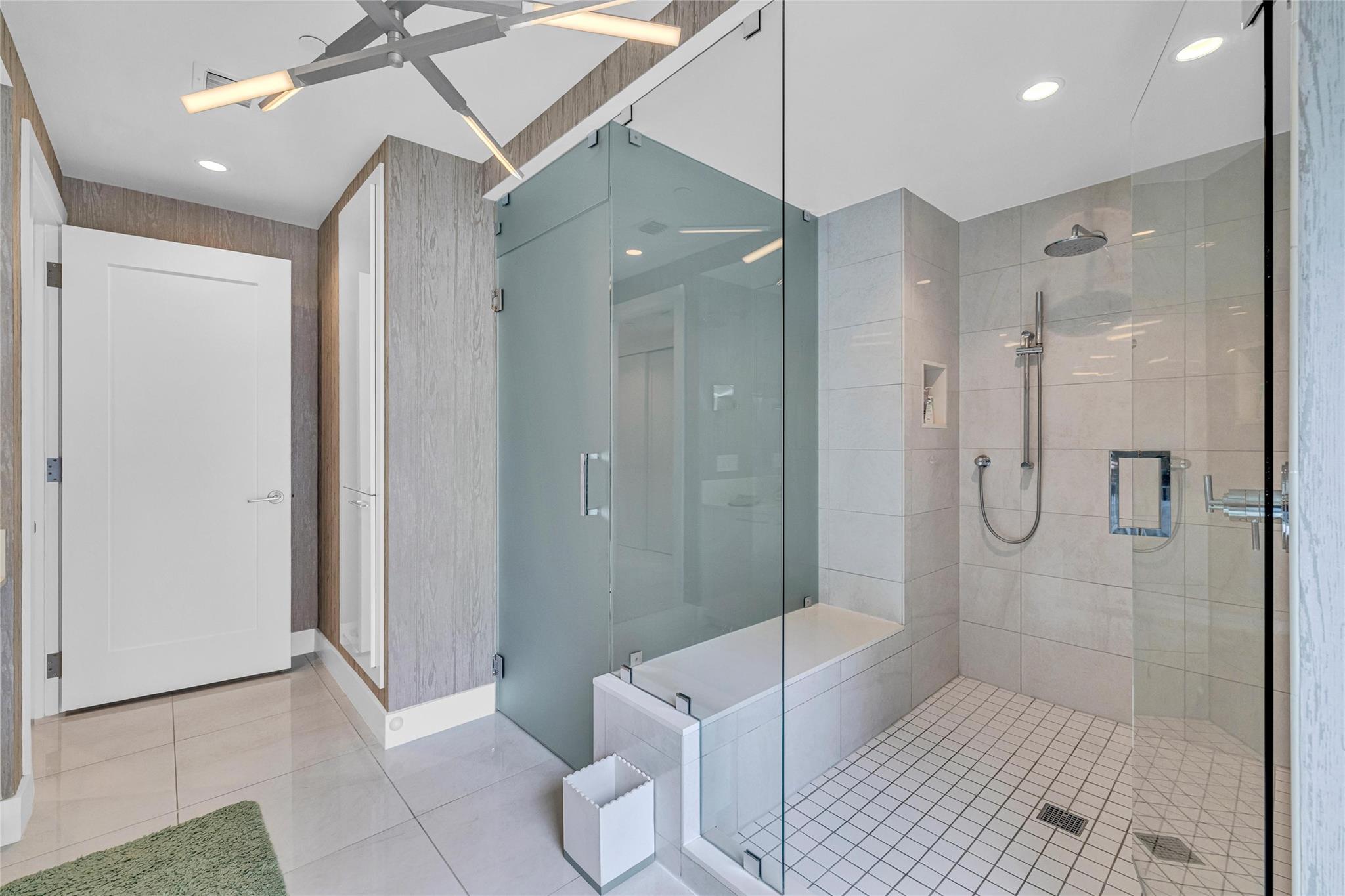 100 E Las Olas Blvd 1701