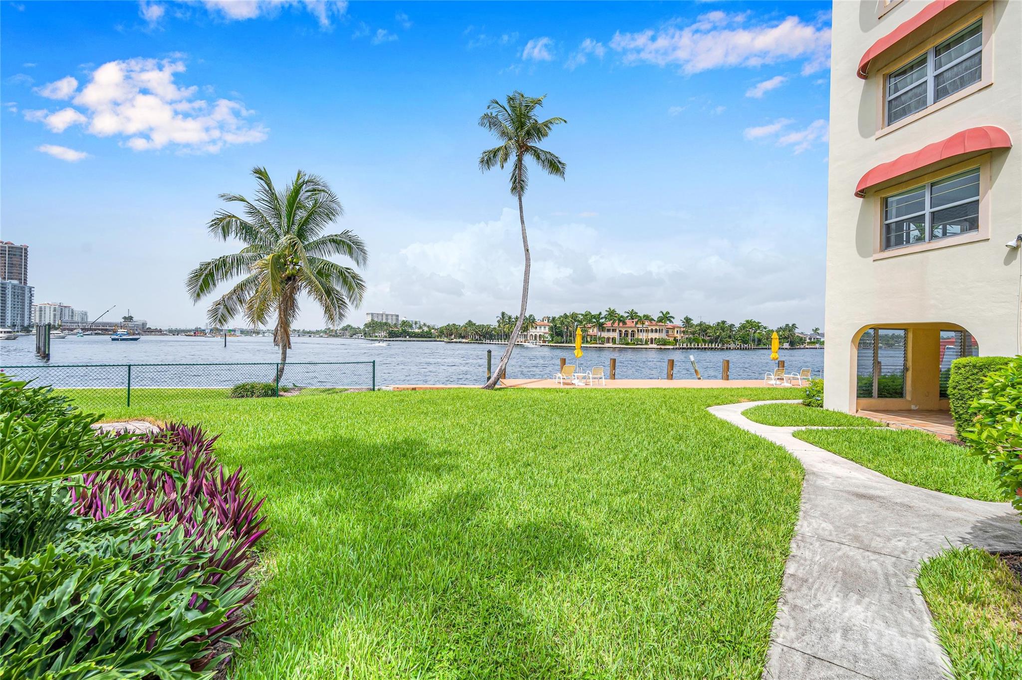 341 N Birch Rd 204
