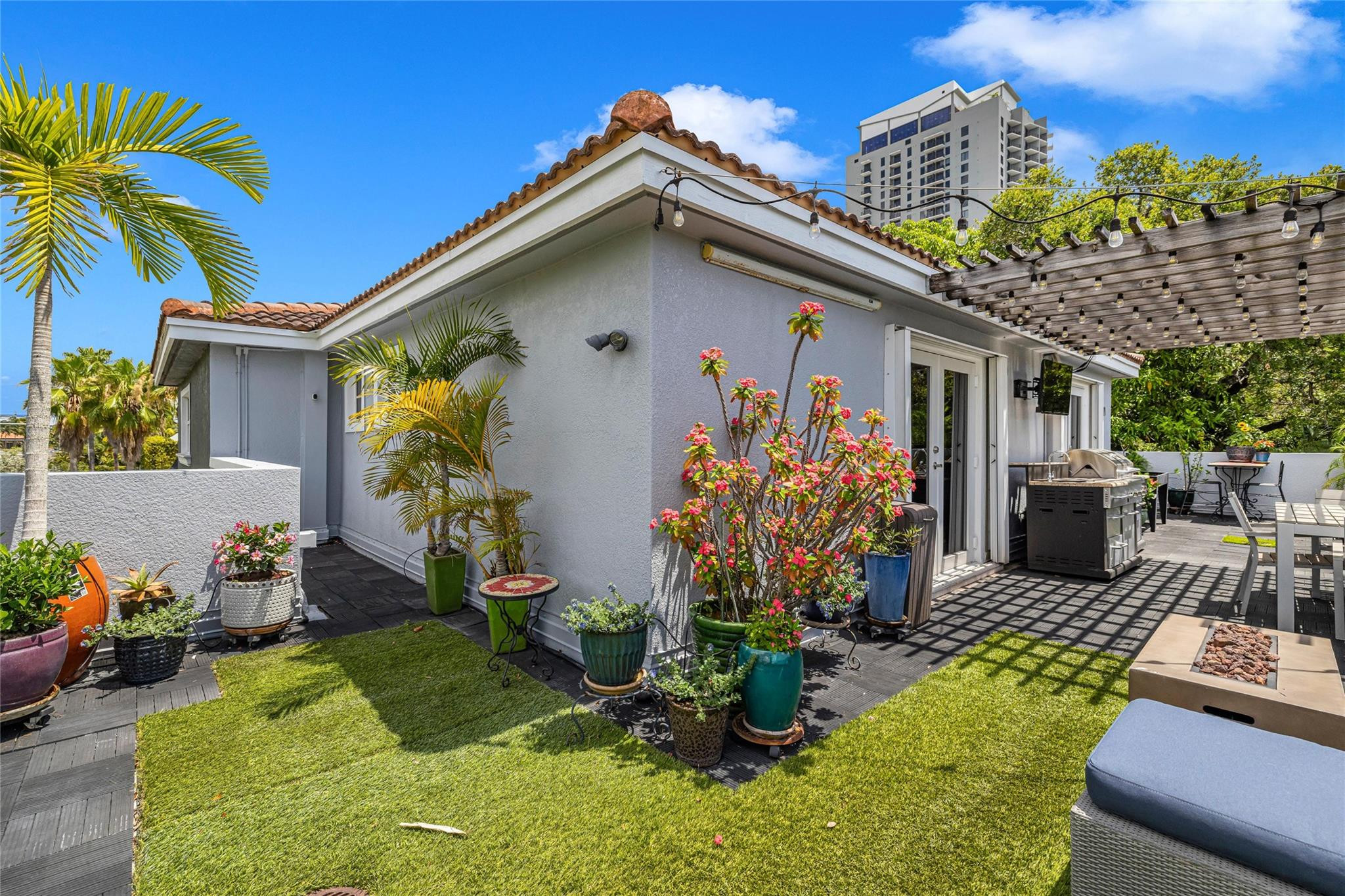 488 SW 5th Ave 488