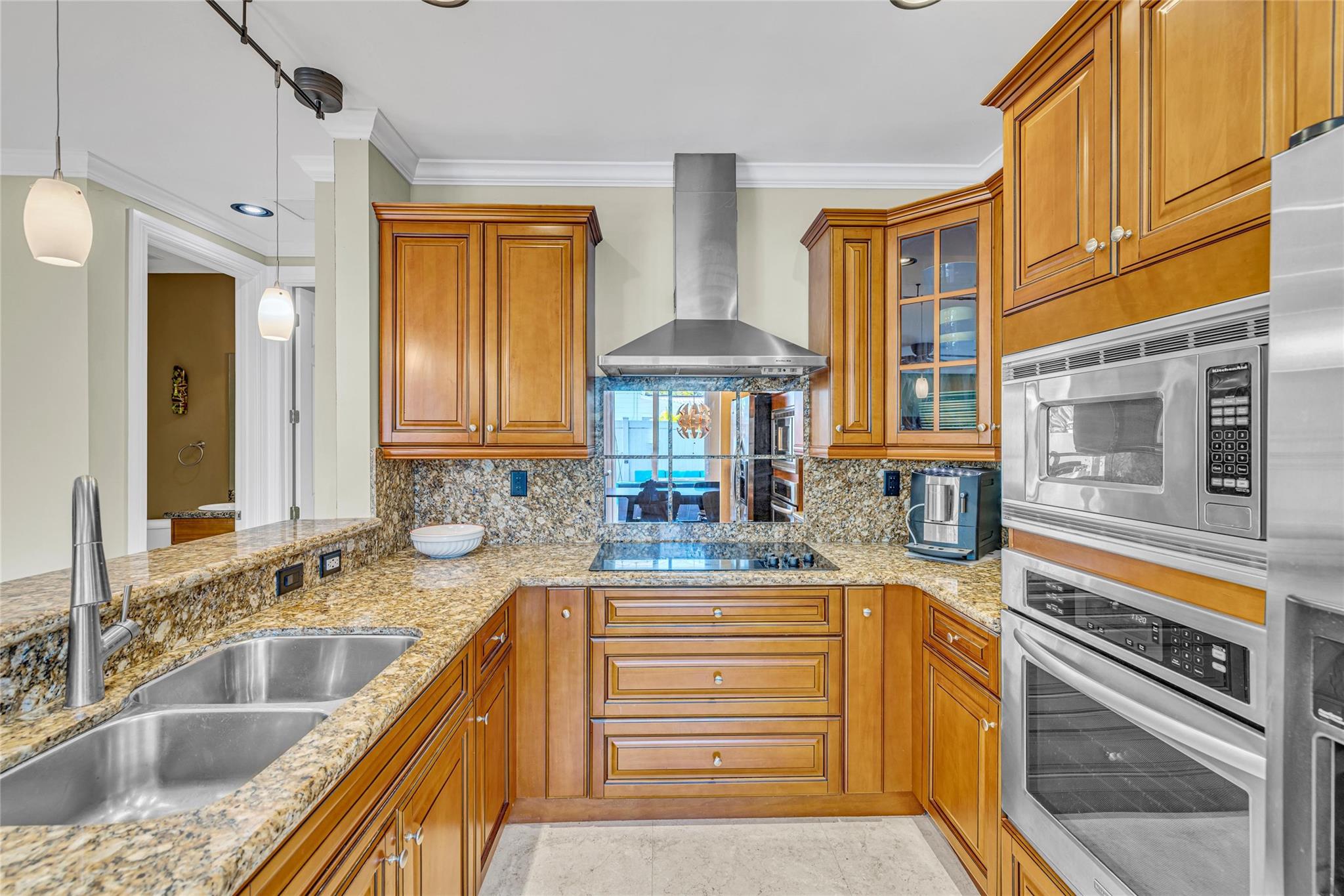 488 SW 5th Ave 488