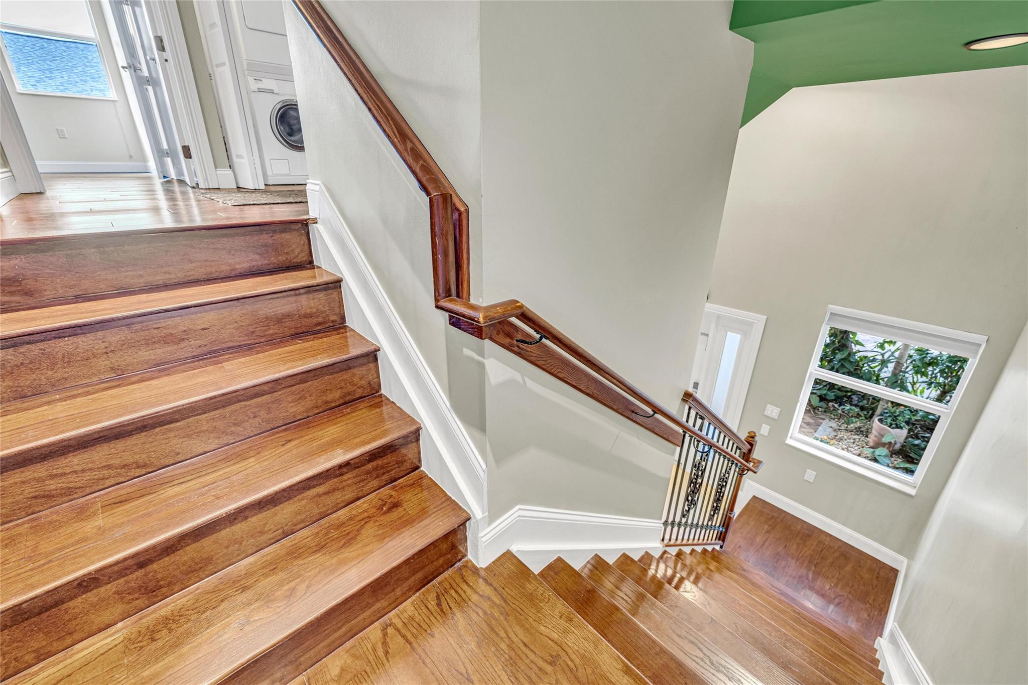 488 SW 5th Ave 488