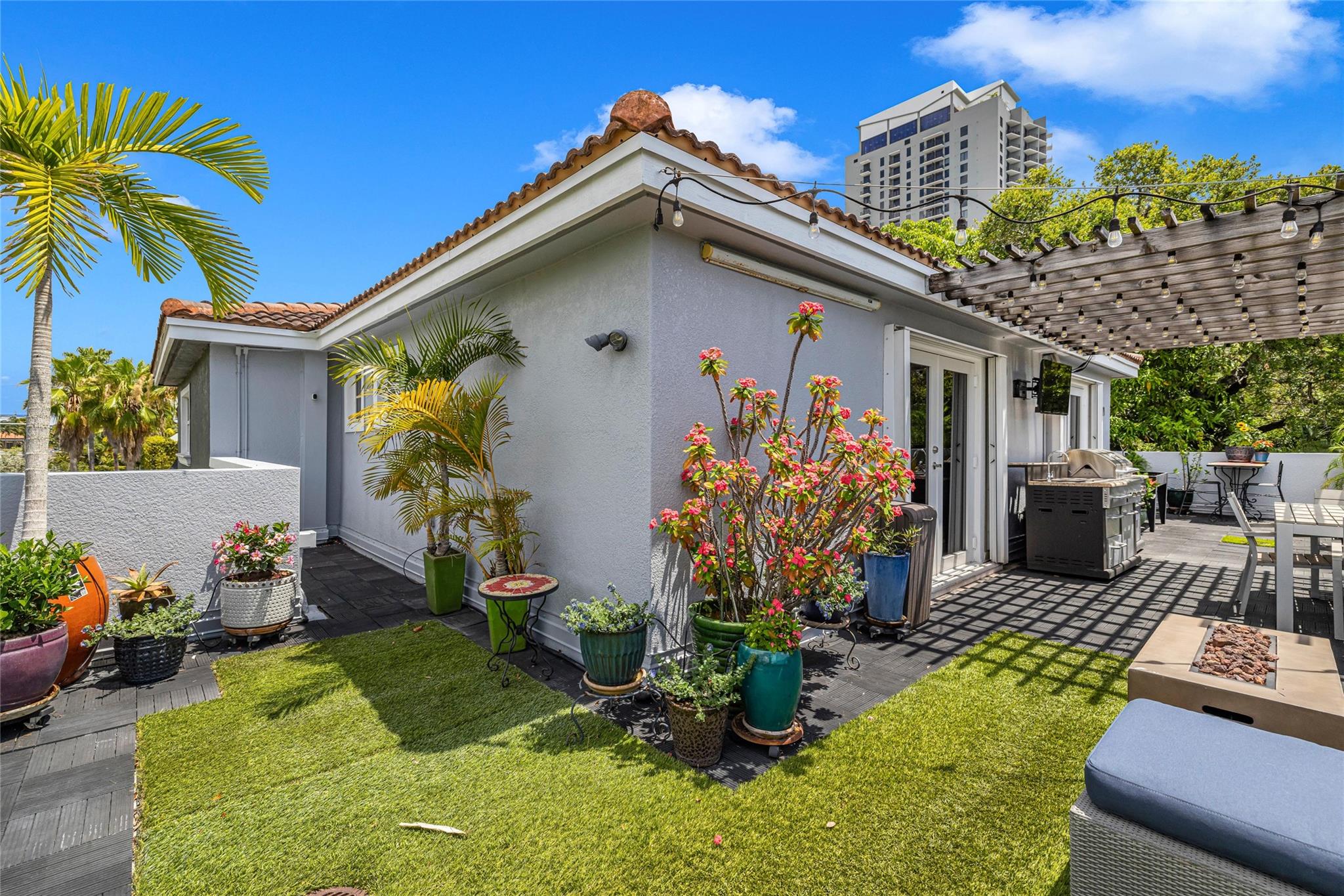 488 SW 5th Ave 488