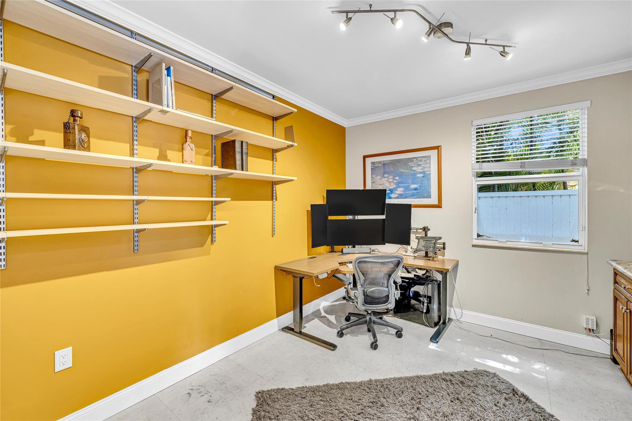 488 SW 5th Ave 488
