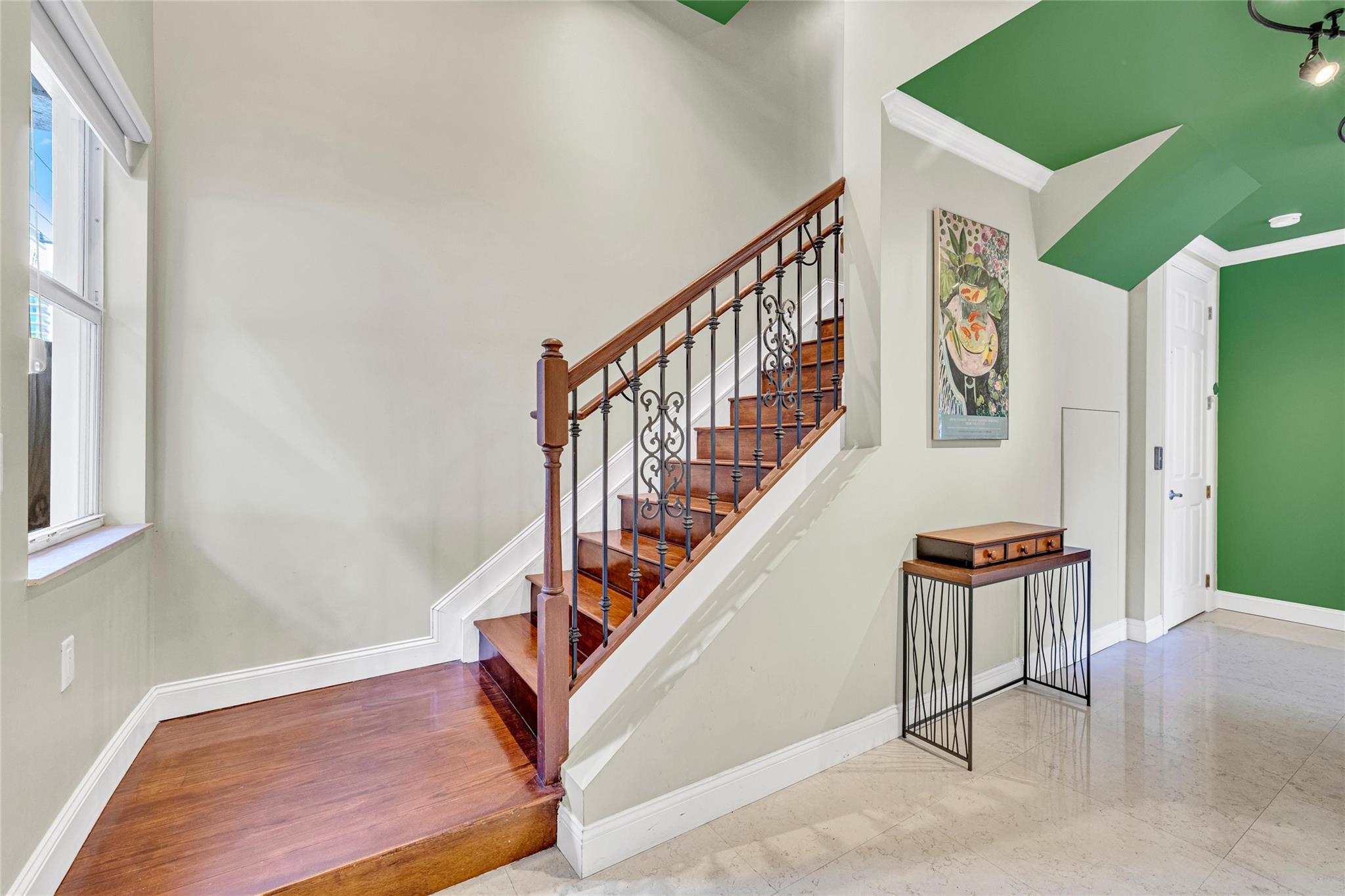 488 SW 5th Ave 488