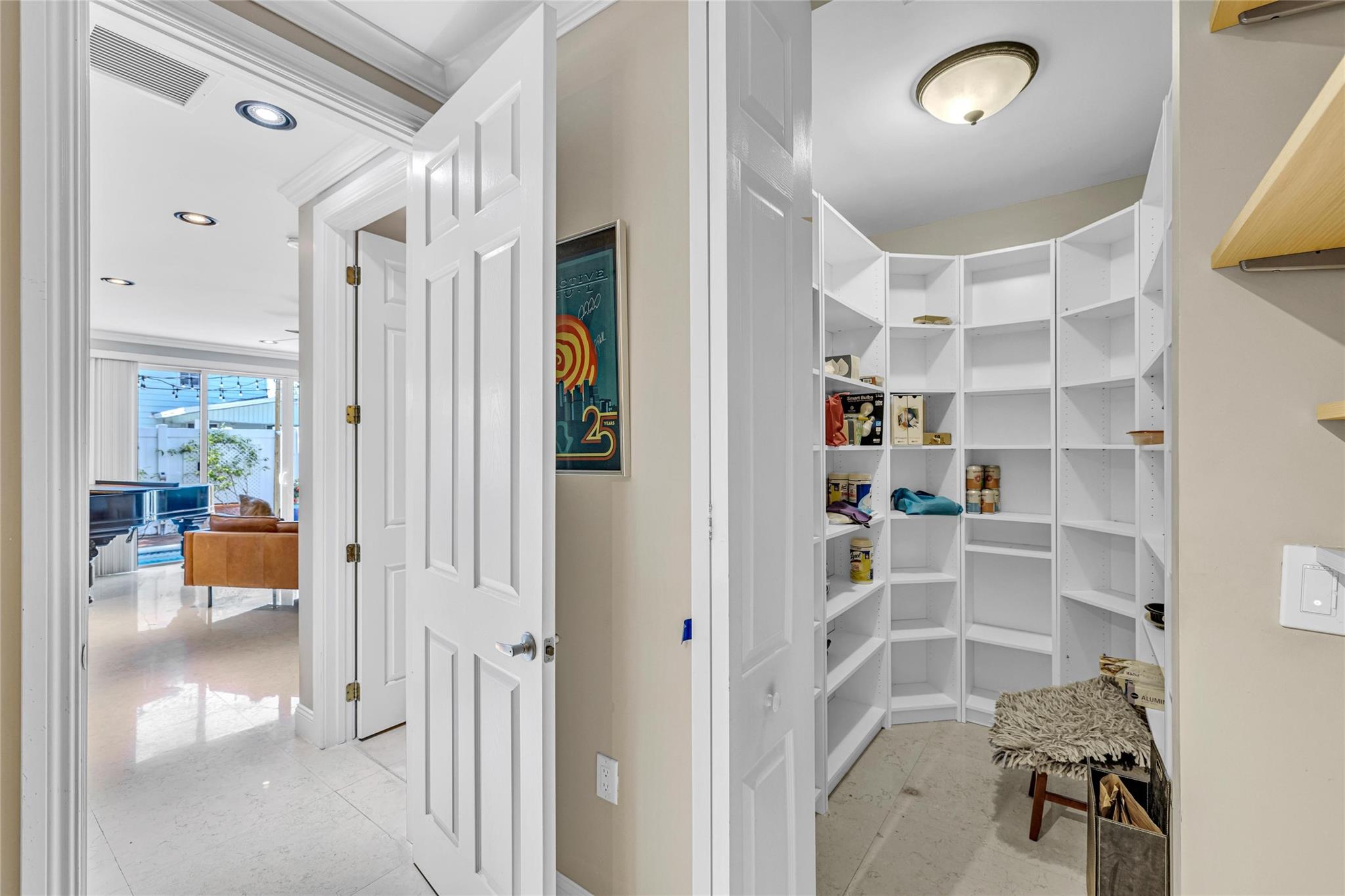 488 SW 5th Ave 488