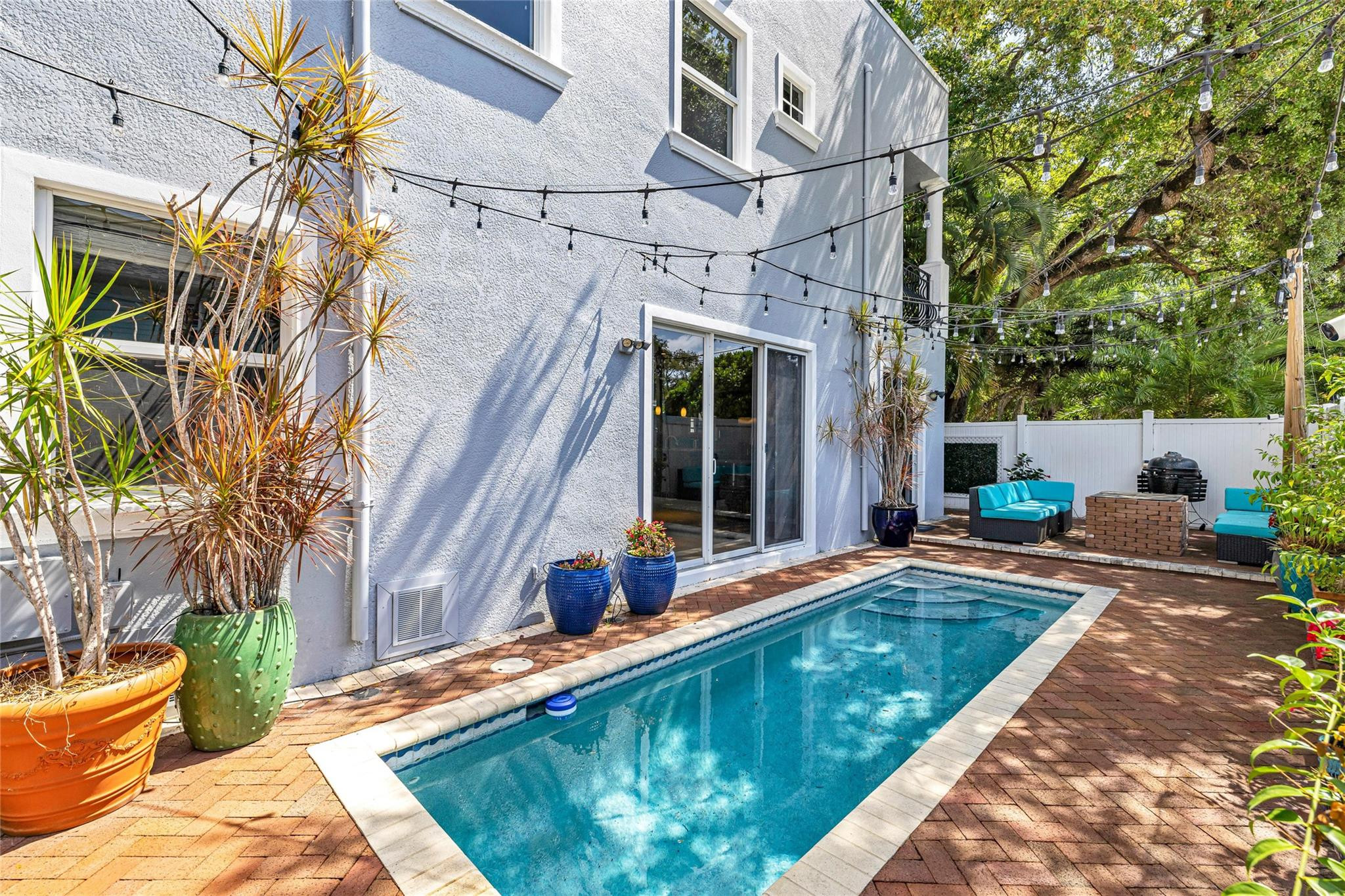 488 SW 5th Ave 488