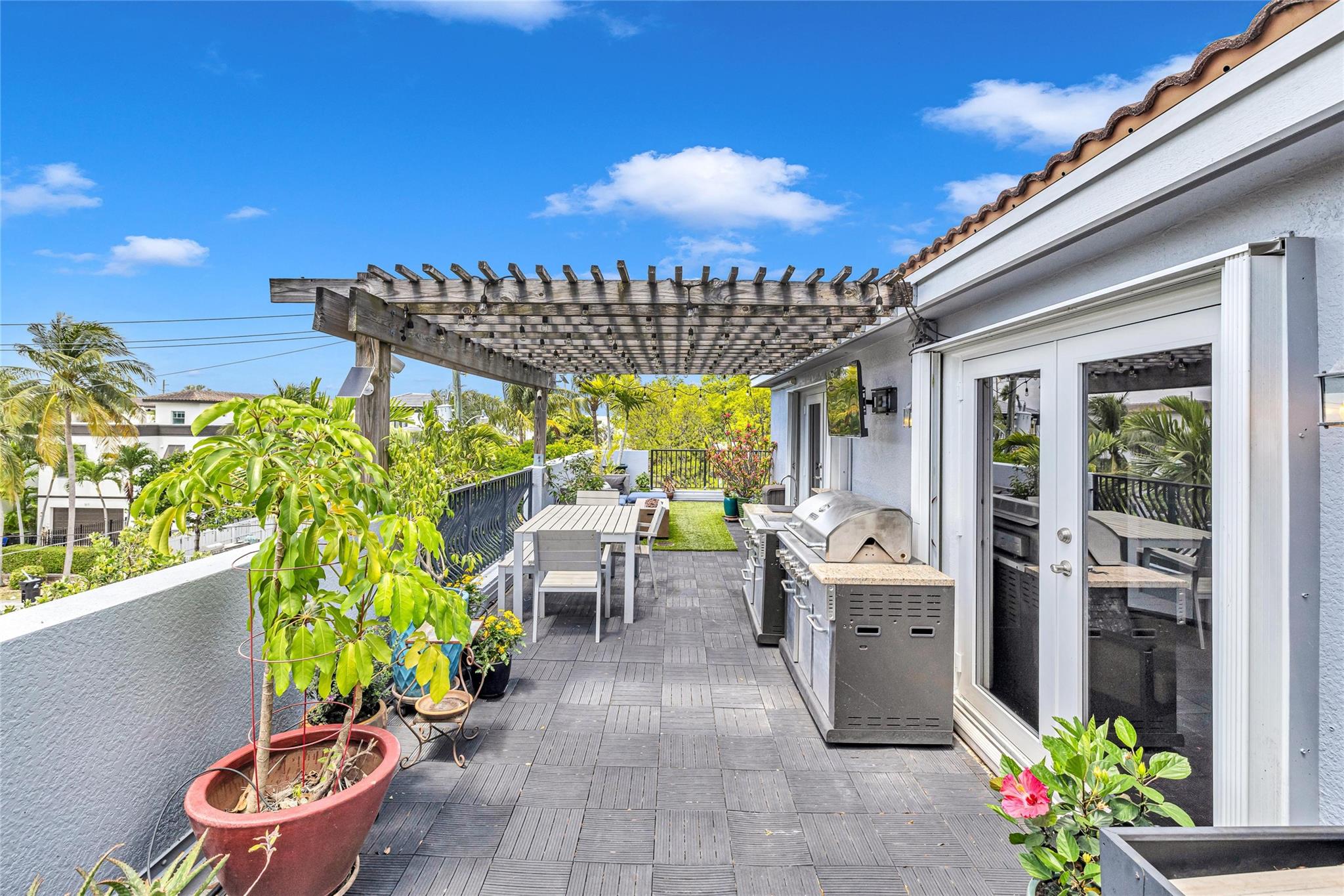488 SW 5th Ave 488