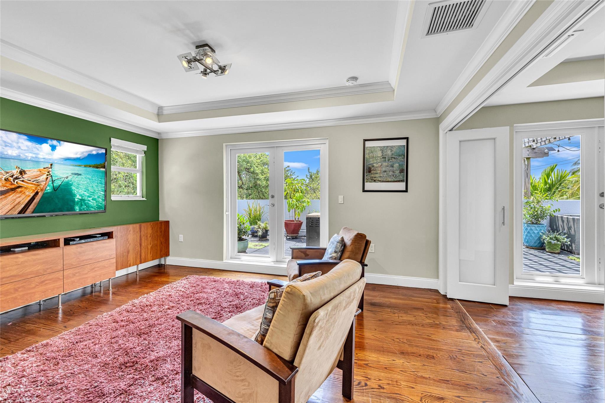 488 SW 5th Ave 488