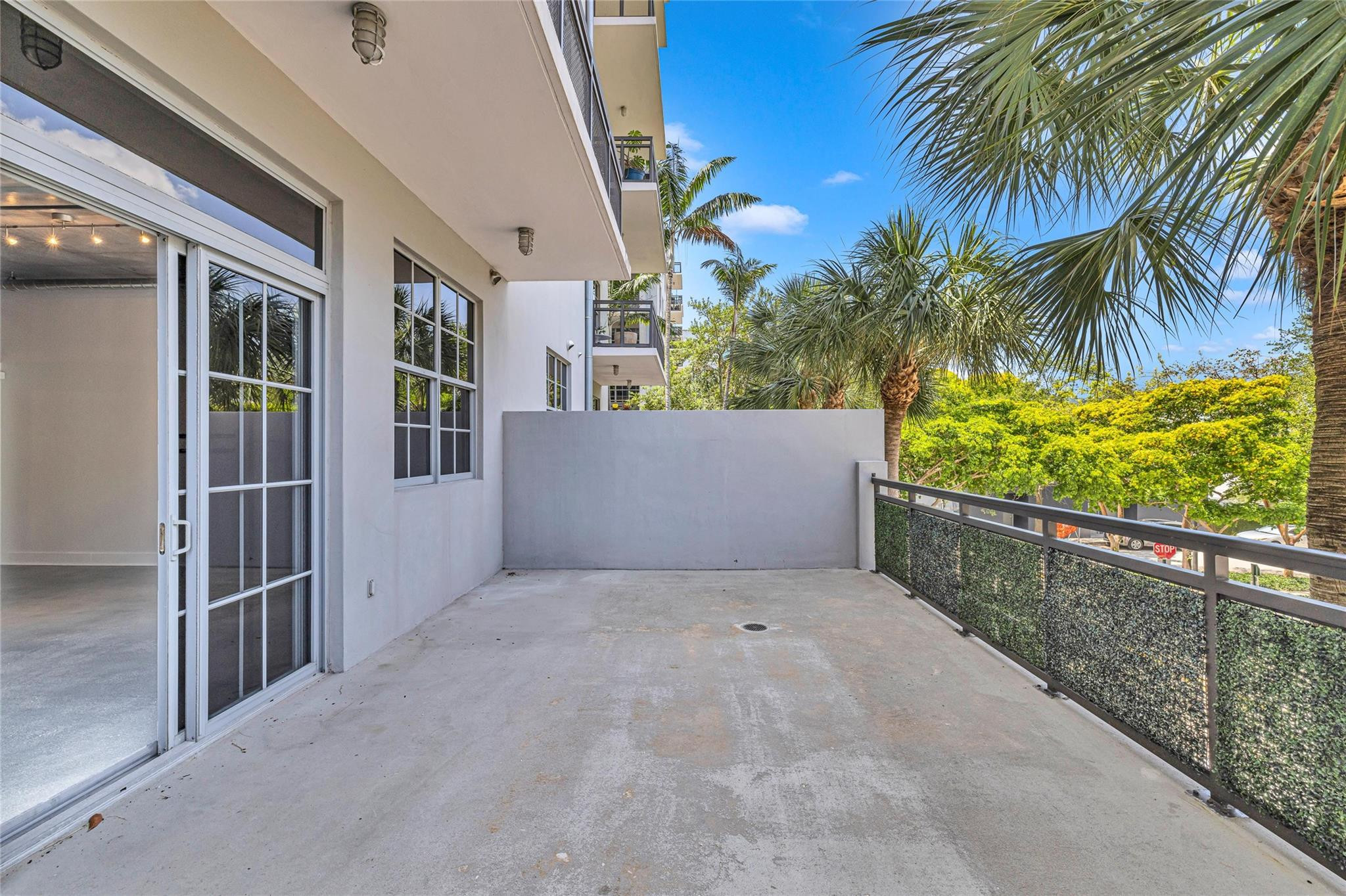410 NW 1st Ave 203