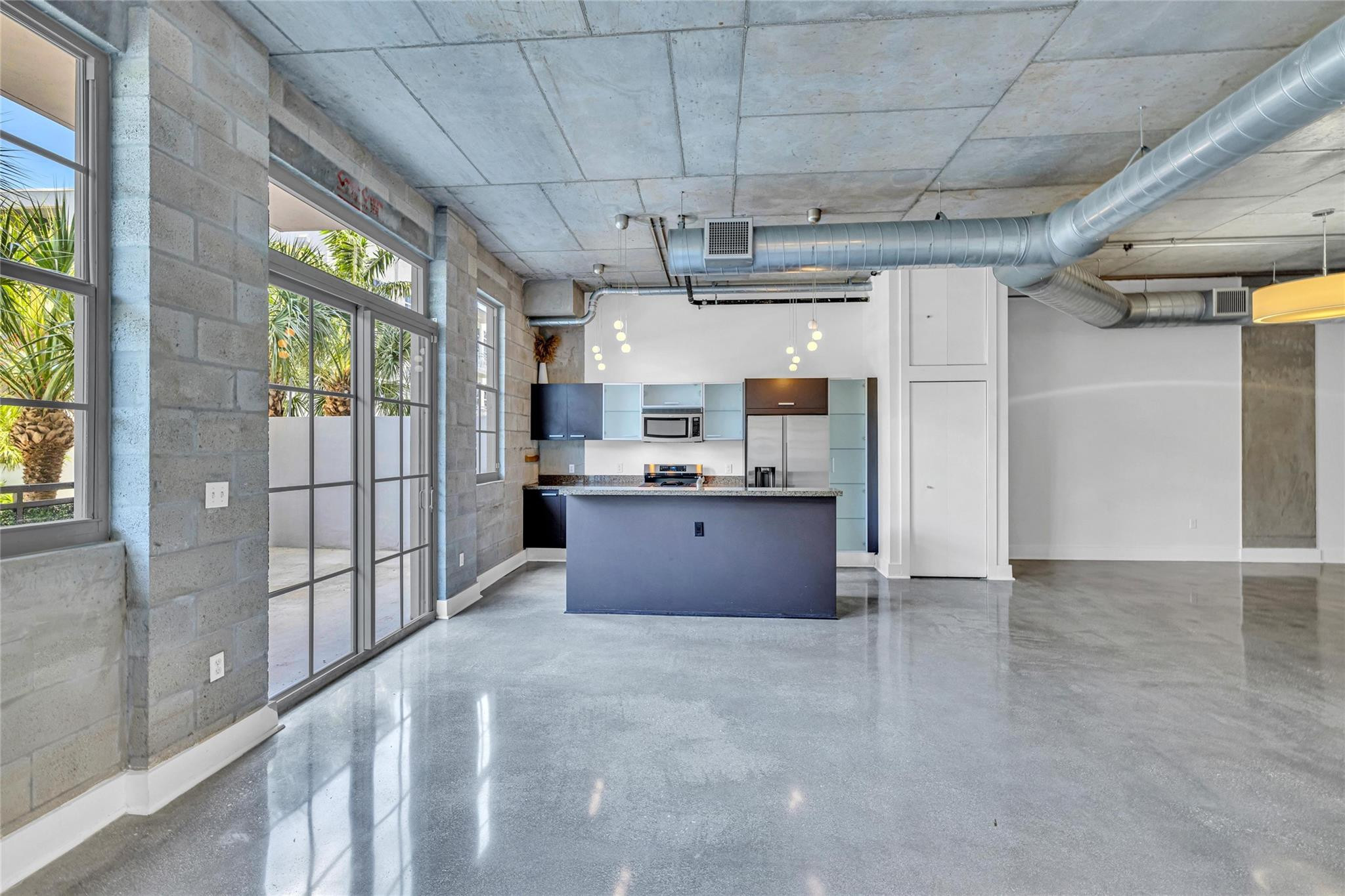 410 NW 1st Ave 203
