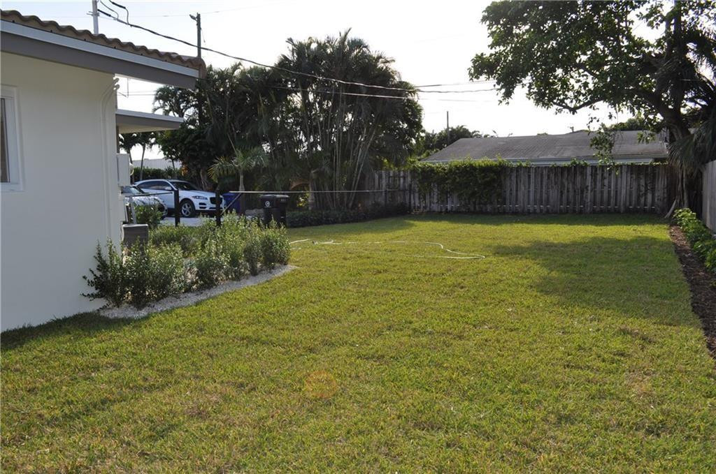 1625 NE 15th Avenue 2