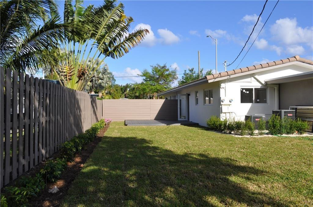 1625 NE 15th Avenue 2