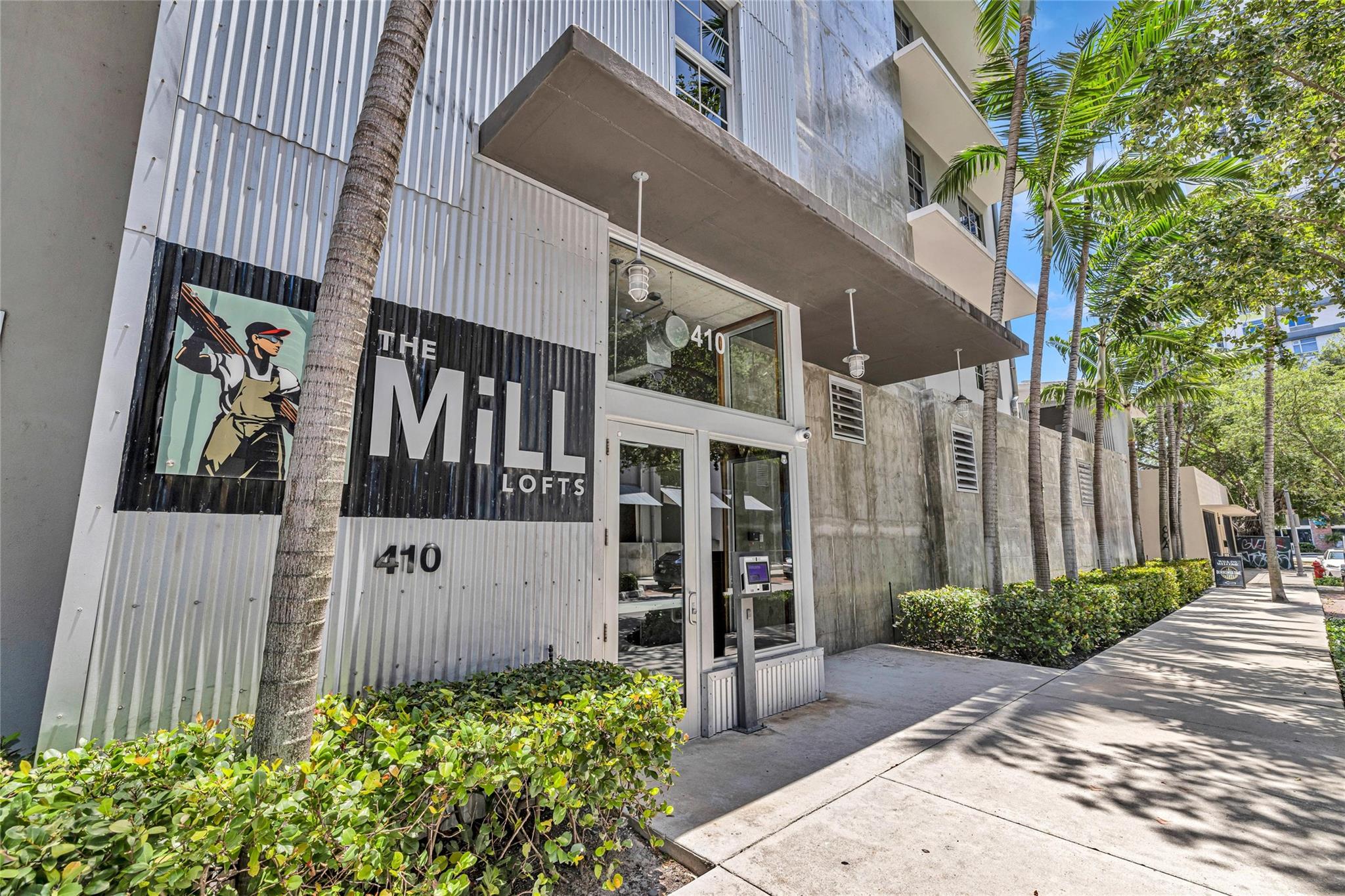 410 NW 1st Ave 202