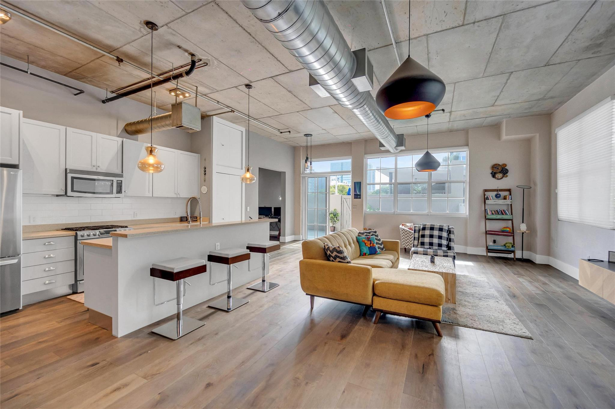 410 NW 1st Ave 202