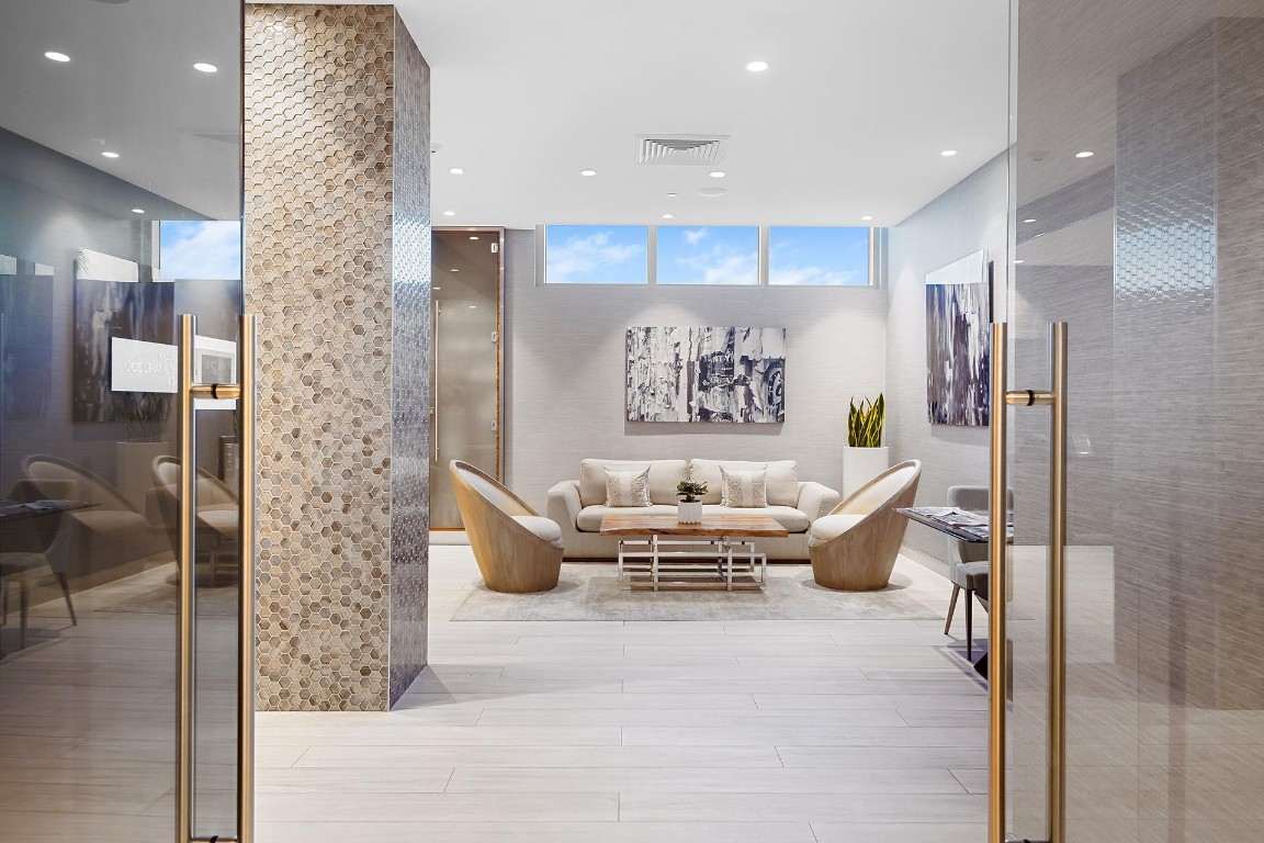 701 N Beach Blvd 212