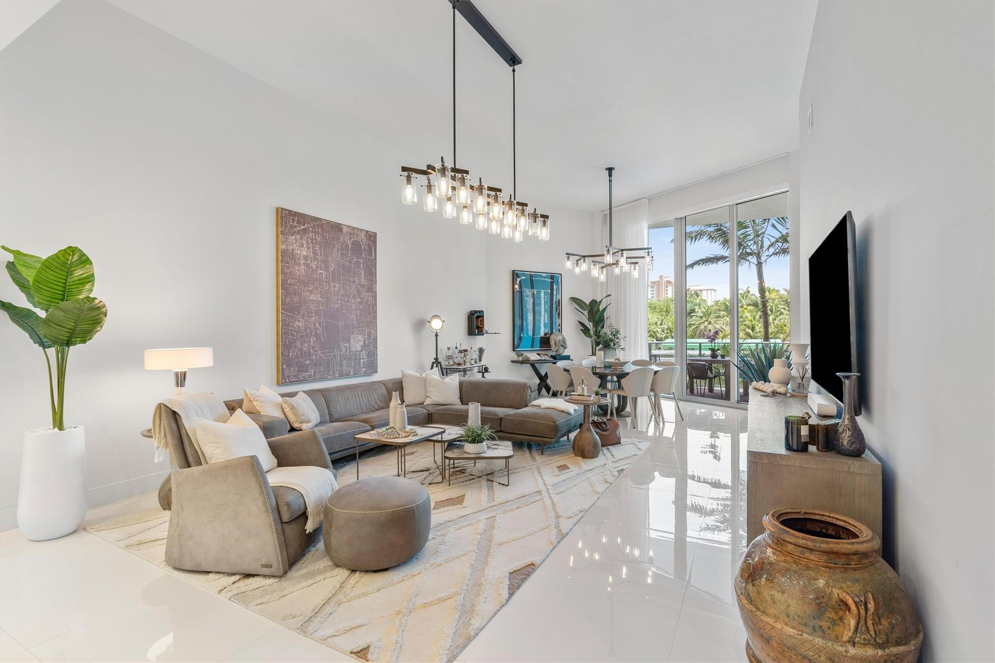 701 N Beach Blvd 212