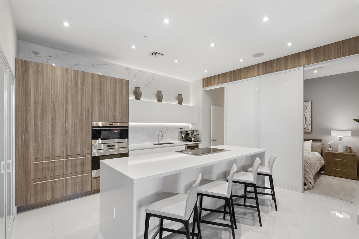 701 N Beach Blvd 212