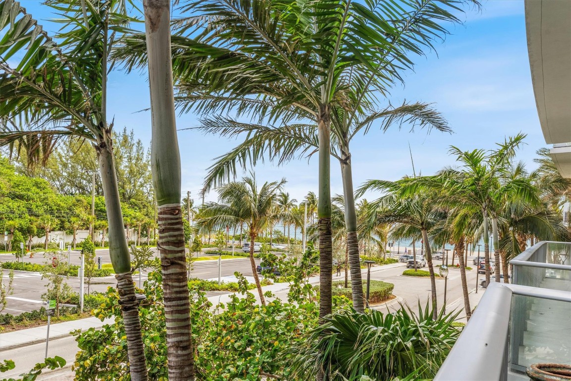 701 N Beach Blvd 212