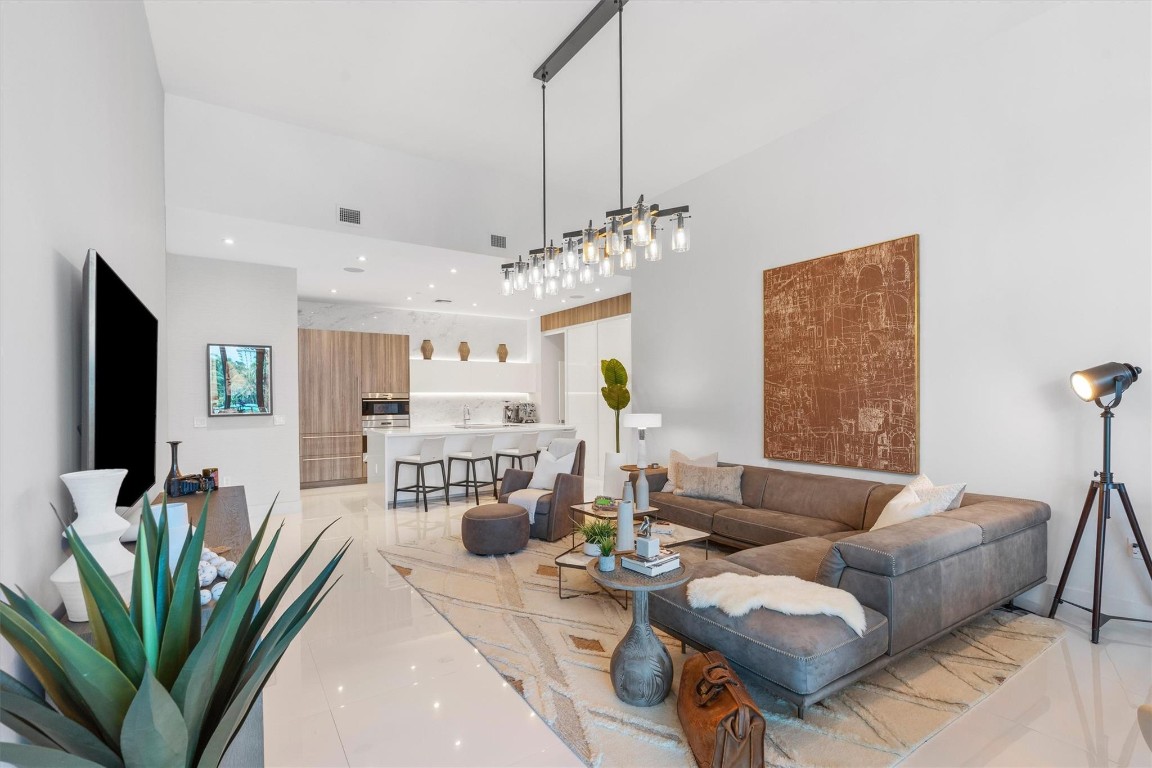 701 N Beach Blvd 212