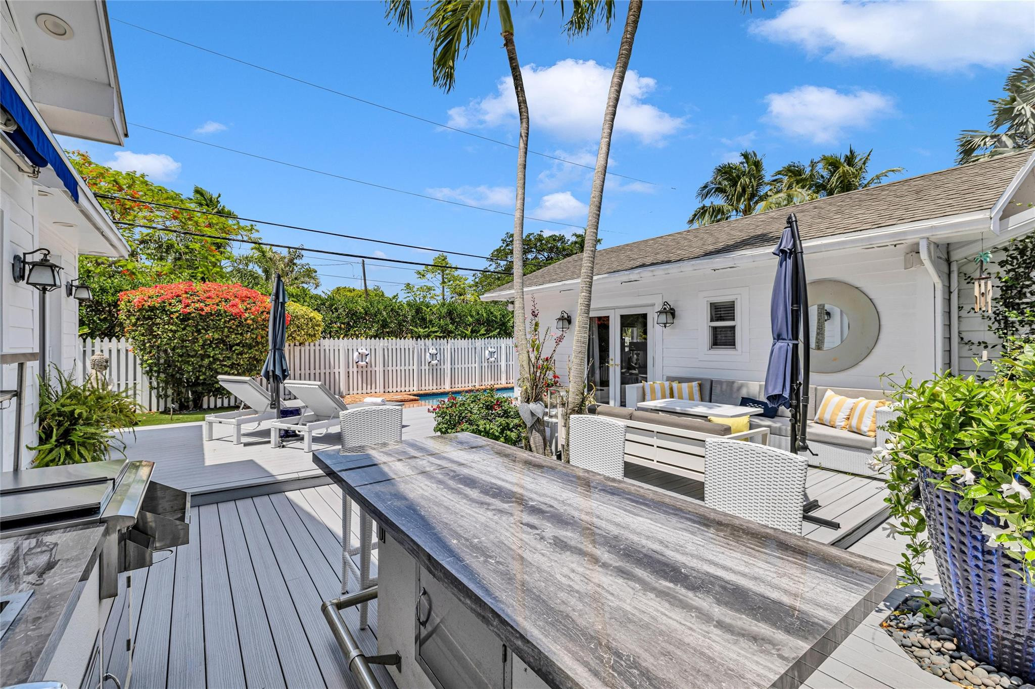 315 NE 14th Ave