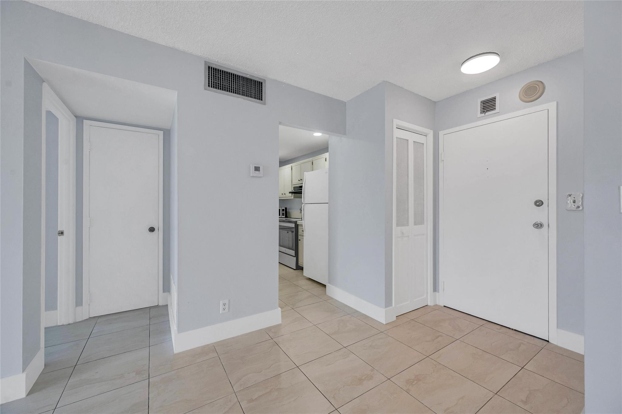 900 NE 18th Ave 503
