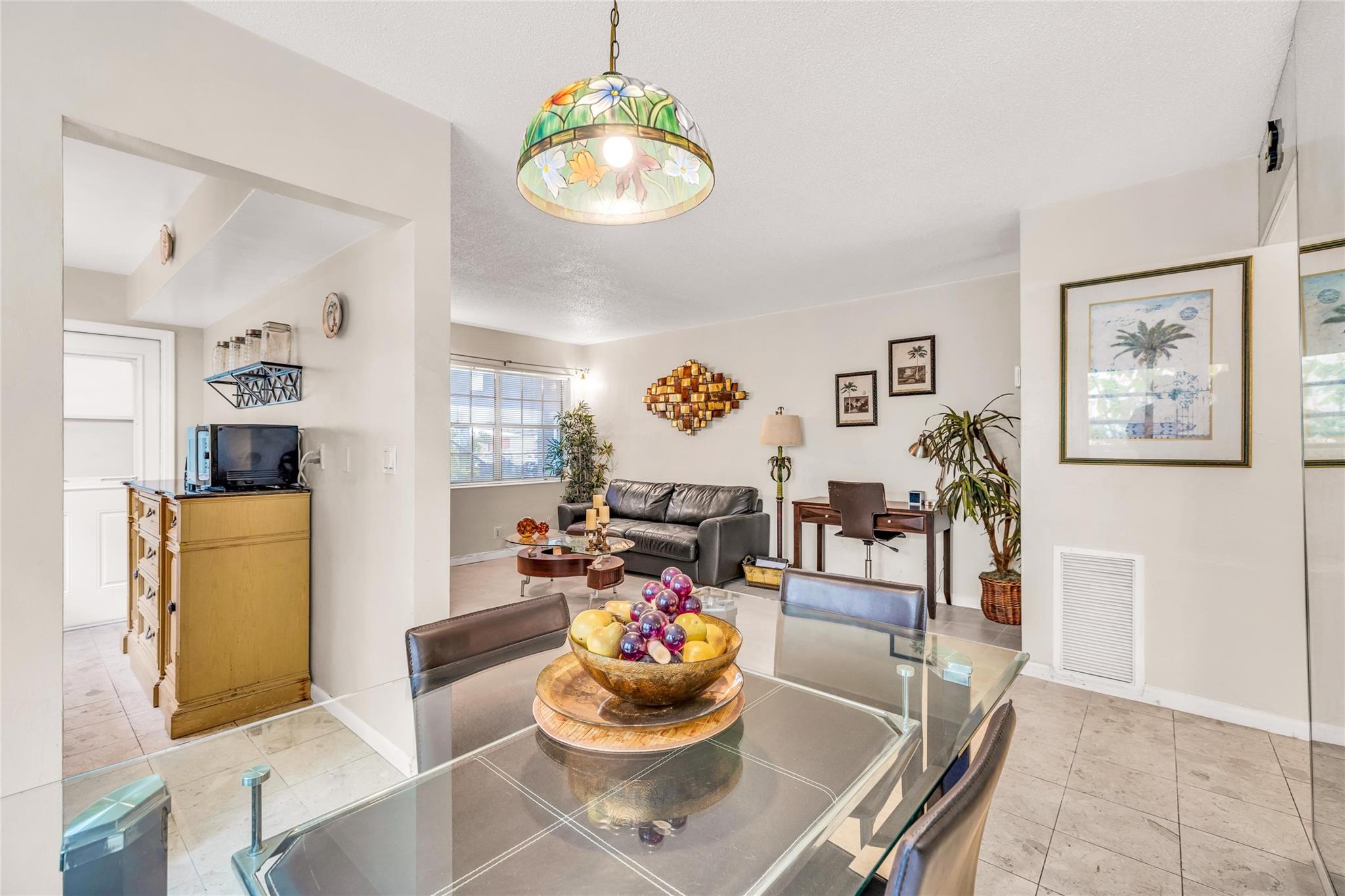 2404 NE 33rd Ave 6