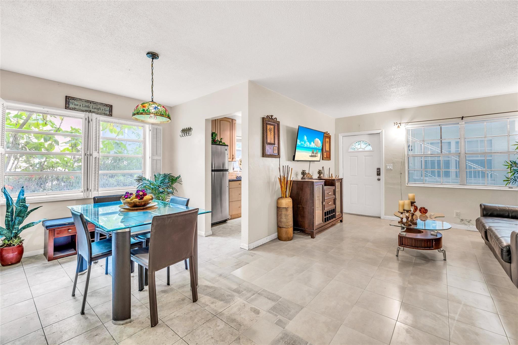 2404 NE 33rd Ave 6