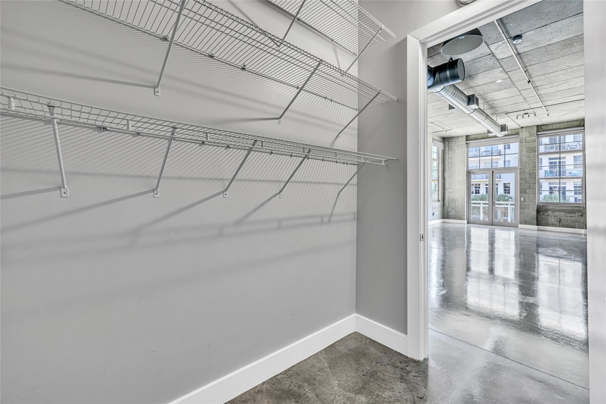 434 NW 1st Ave 303