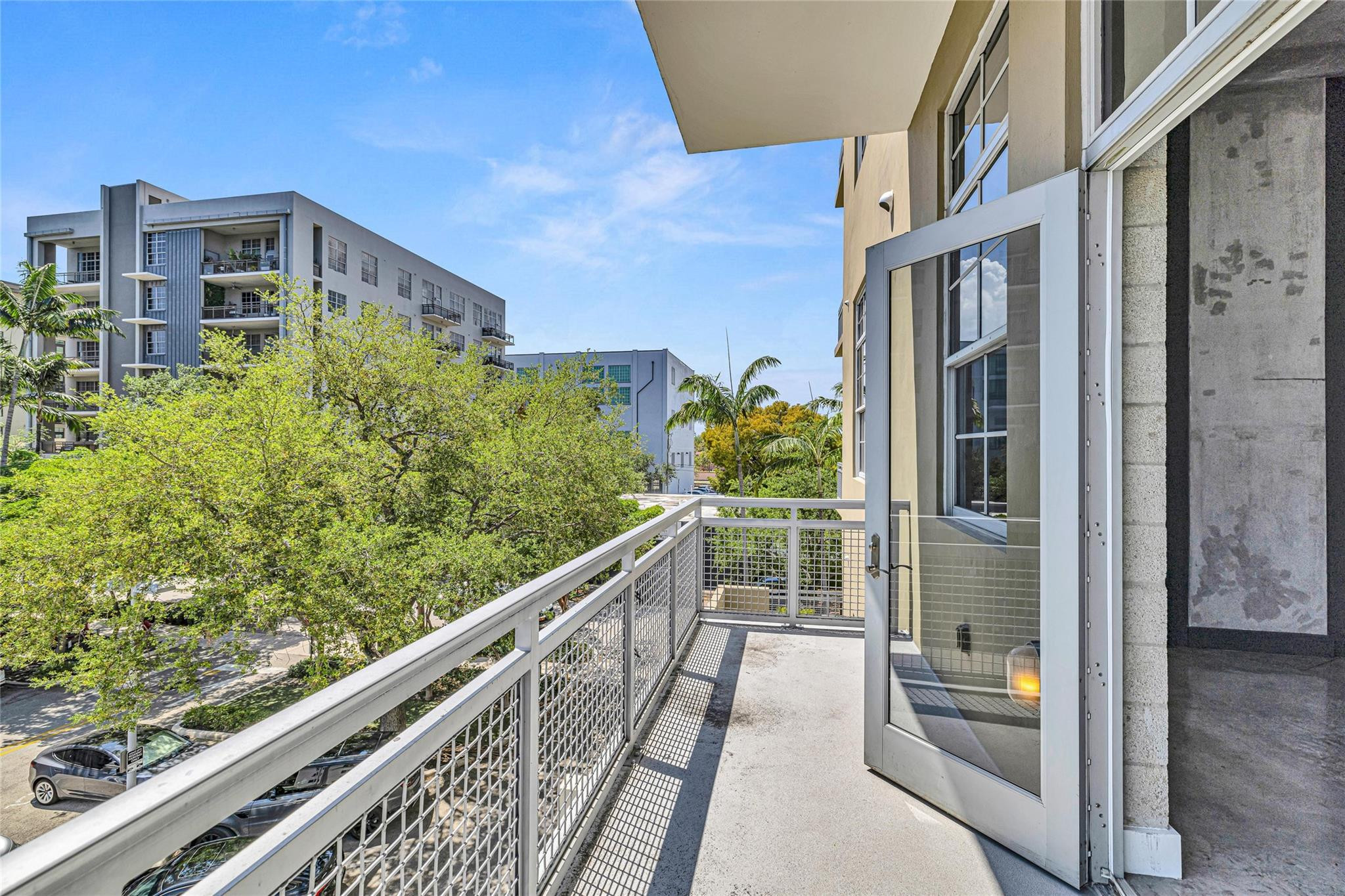434 NW 1st Ave 303
