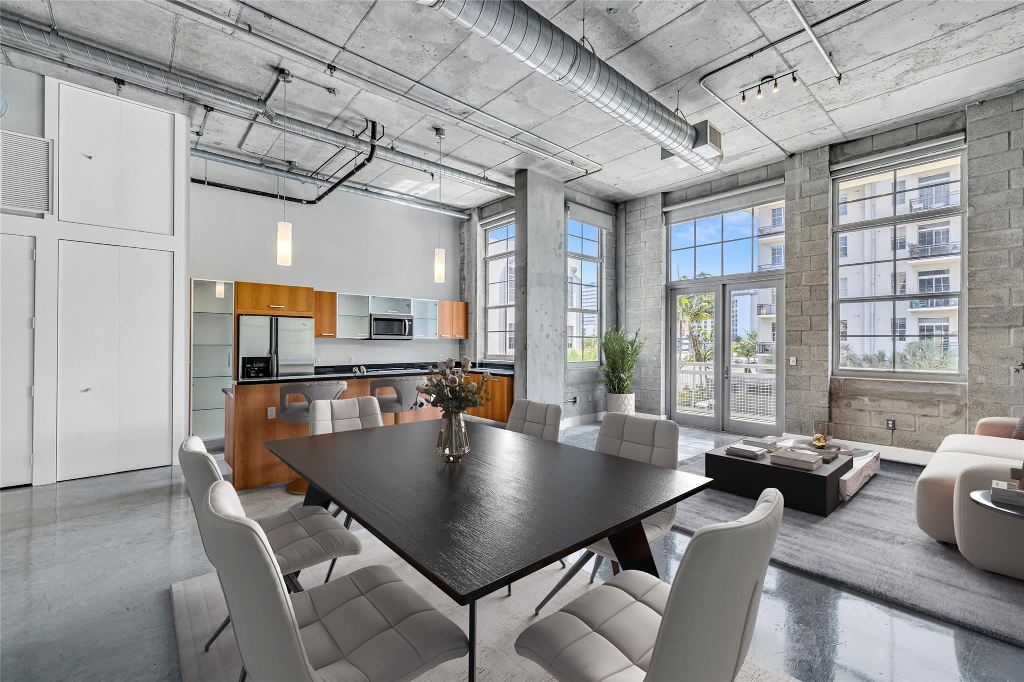434 NW 1st Ave 303