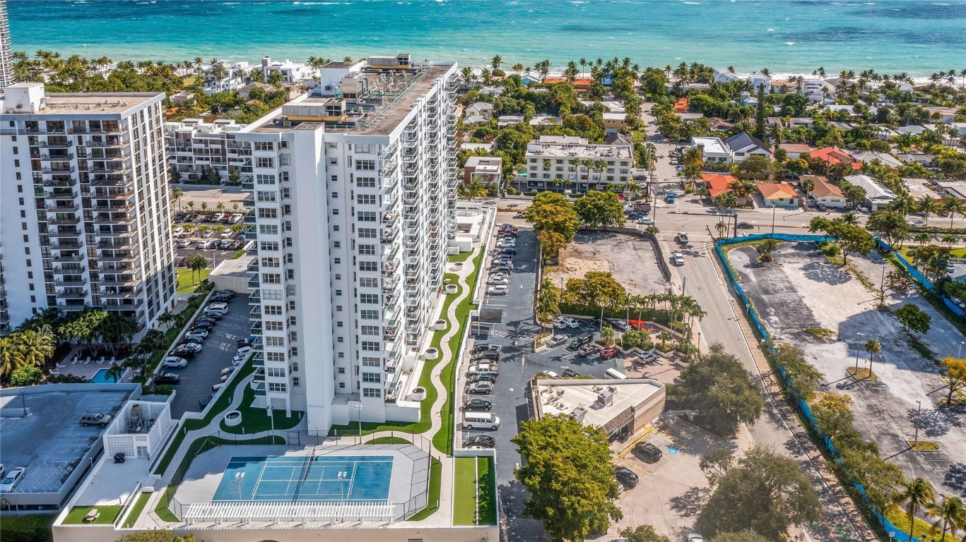 3015 N Ocean Blvd 10J