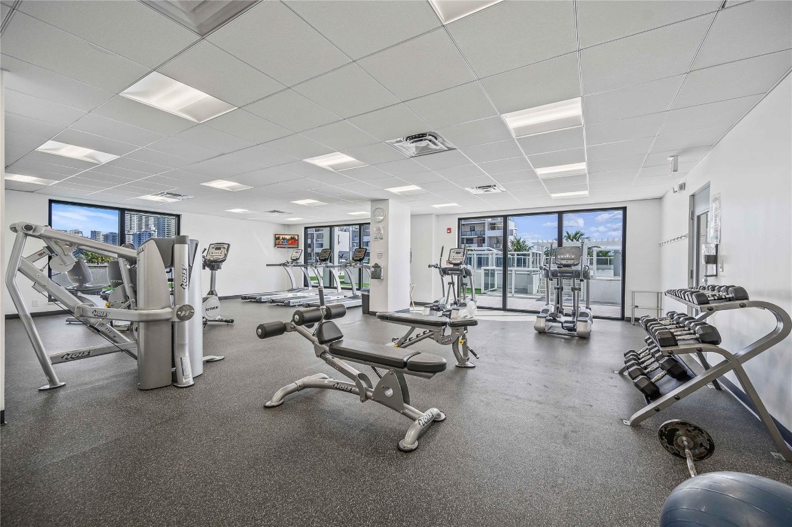 3015 N Ocean Blvd 10J