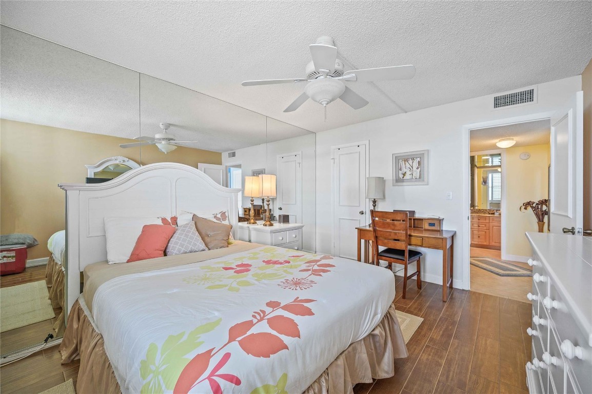 3015 N Ocean Blvd 10J