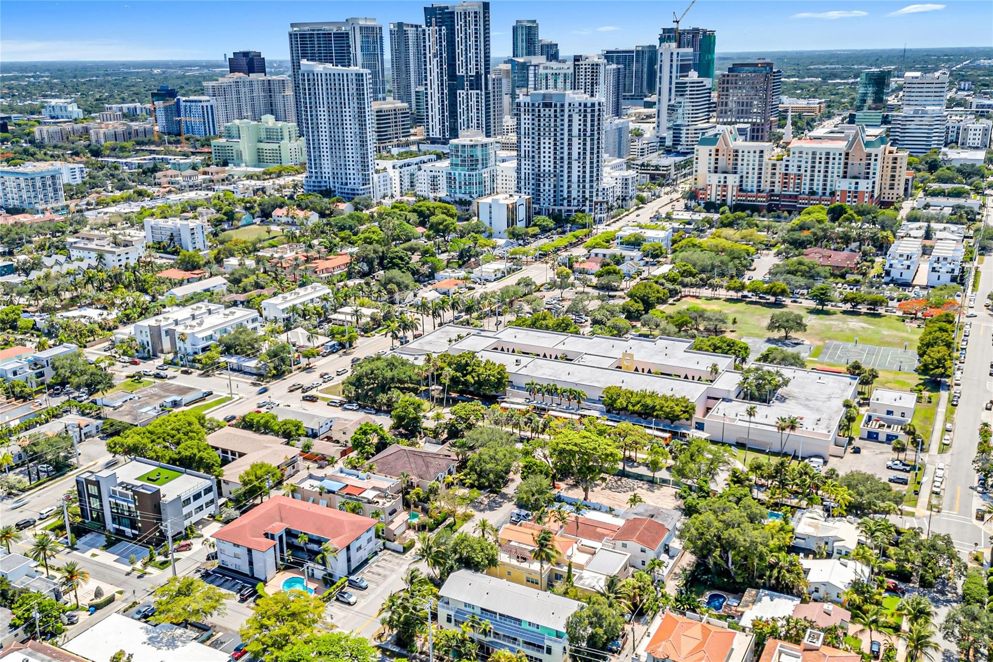 101 NE 12th Ave