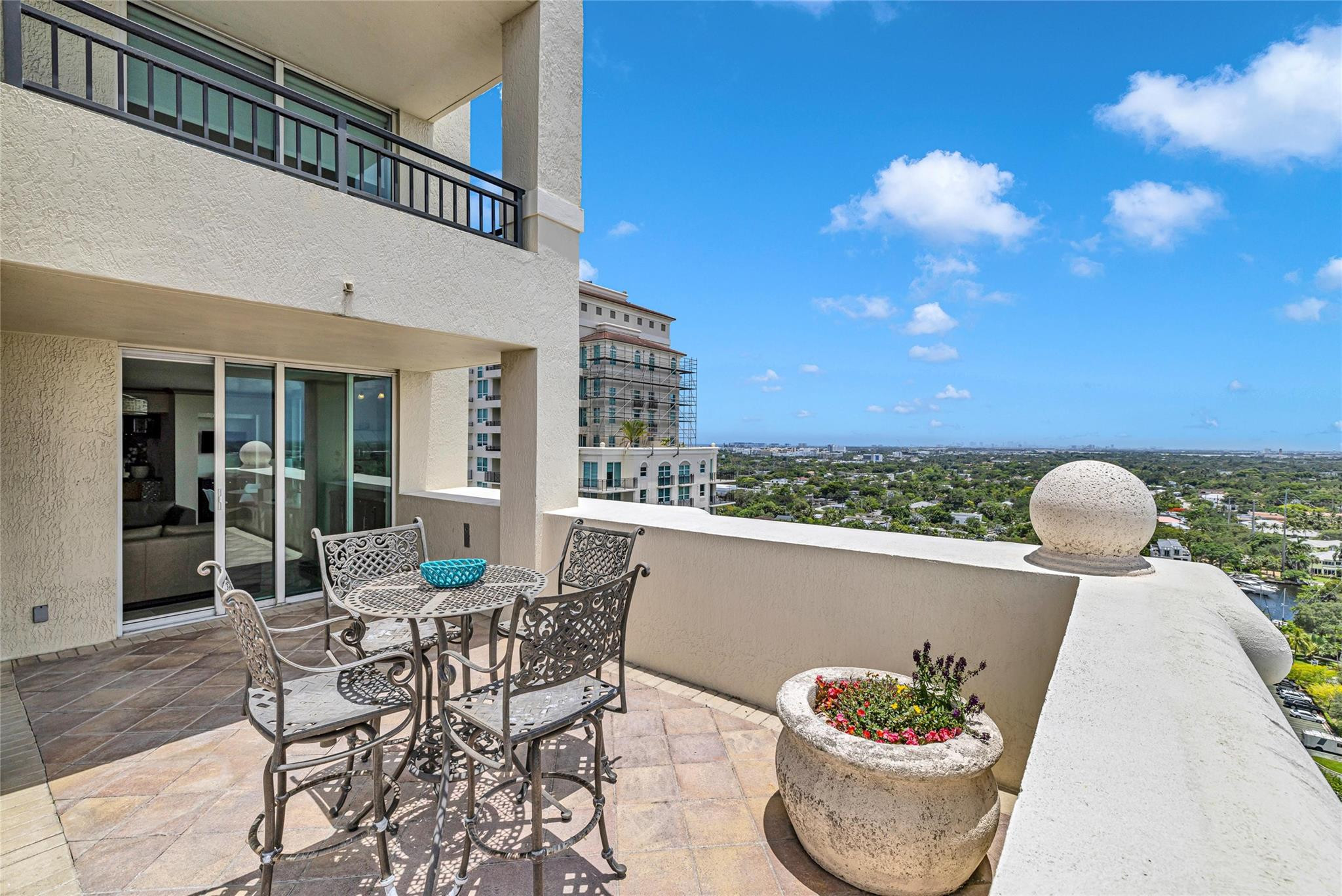 610 W Las Olas Blvd 1911N