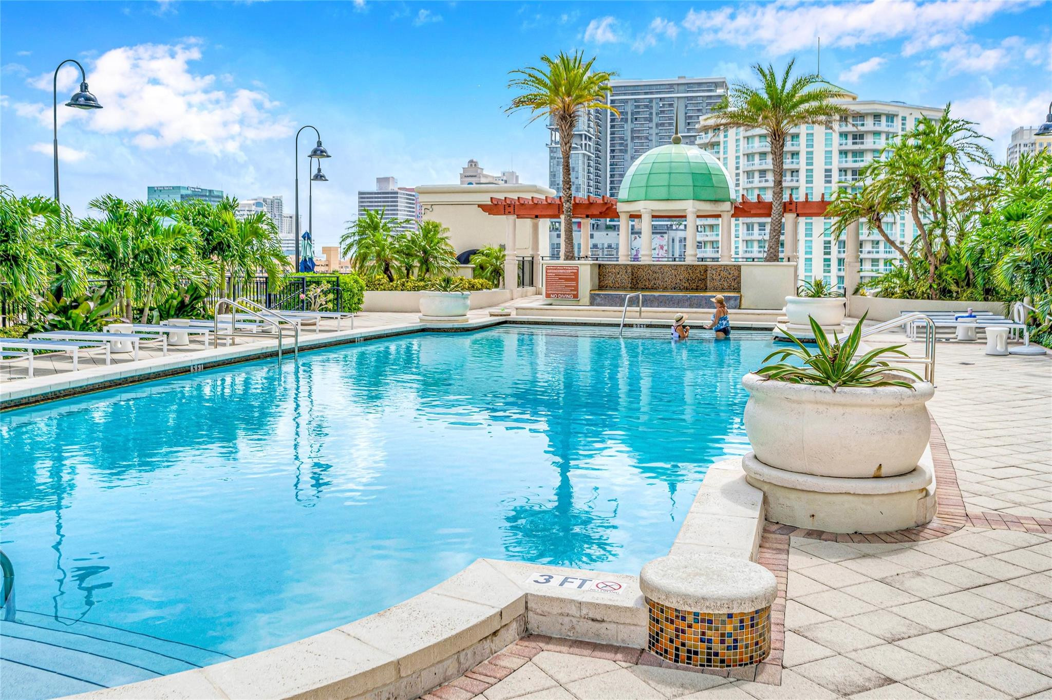 610 W Las Olas Blvd 1911N