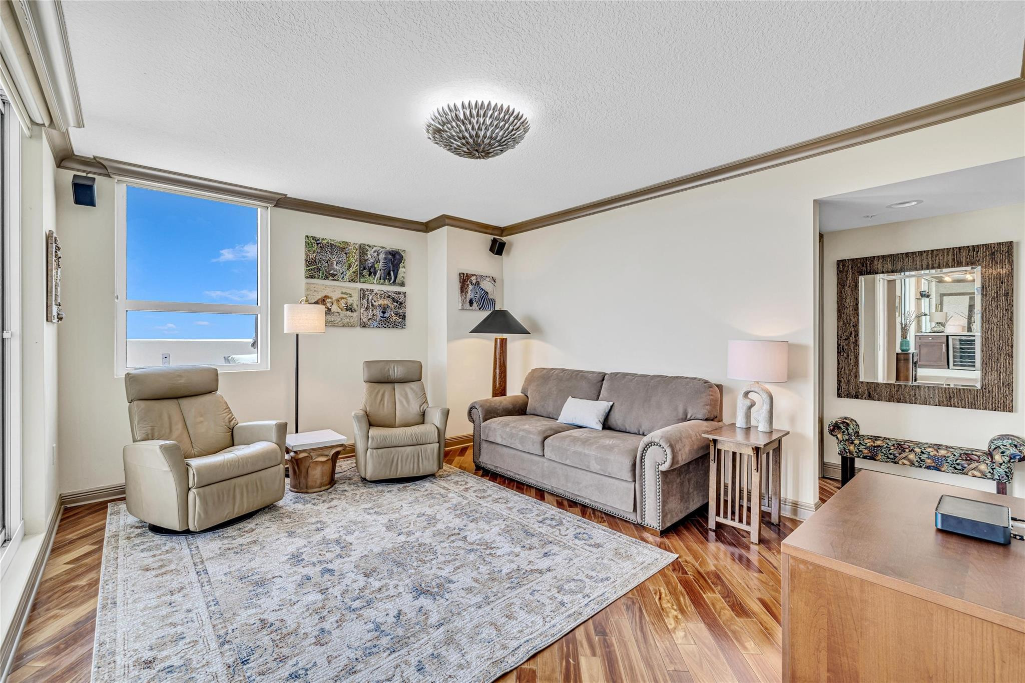 610 W Las Olas Blvd 1911N