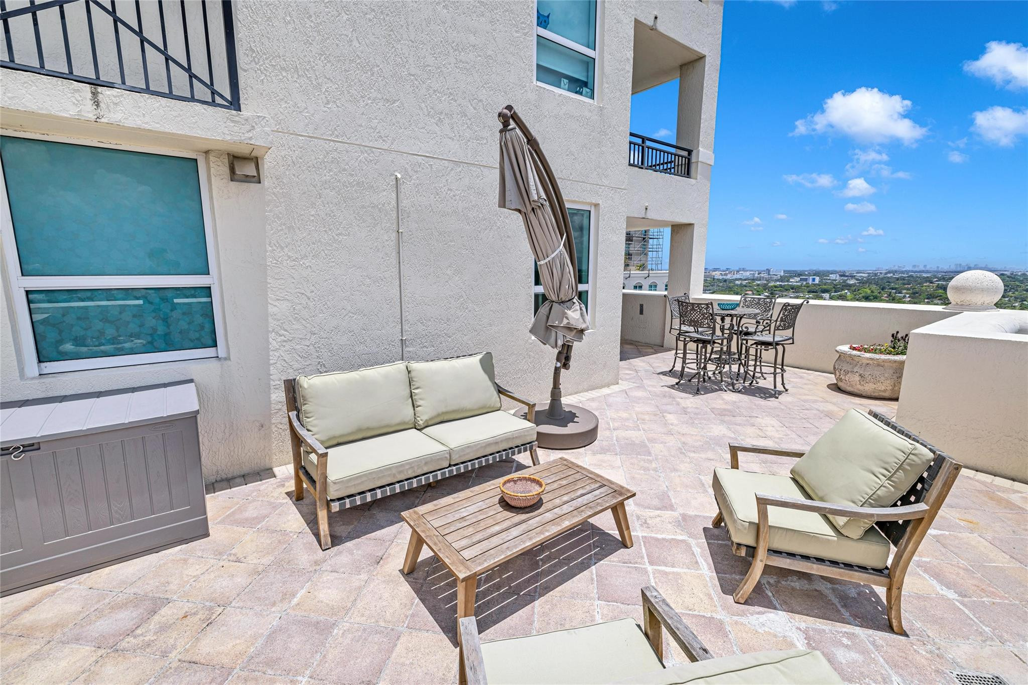 610 W Las Olas Blvd 1911N