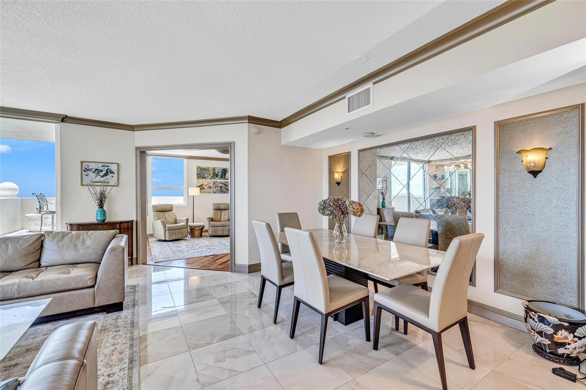 610 W Las Olas Blvd 1911N