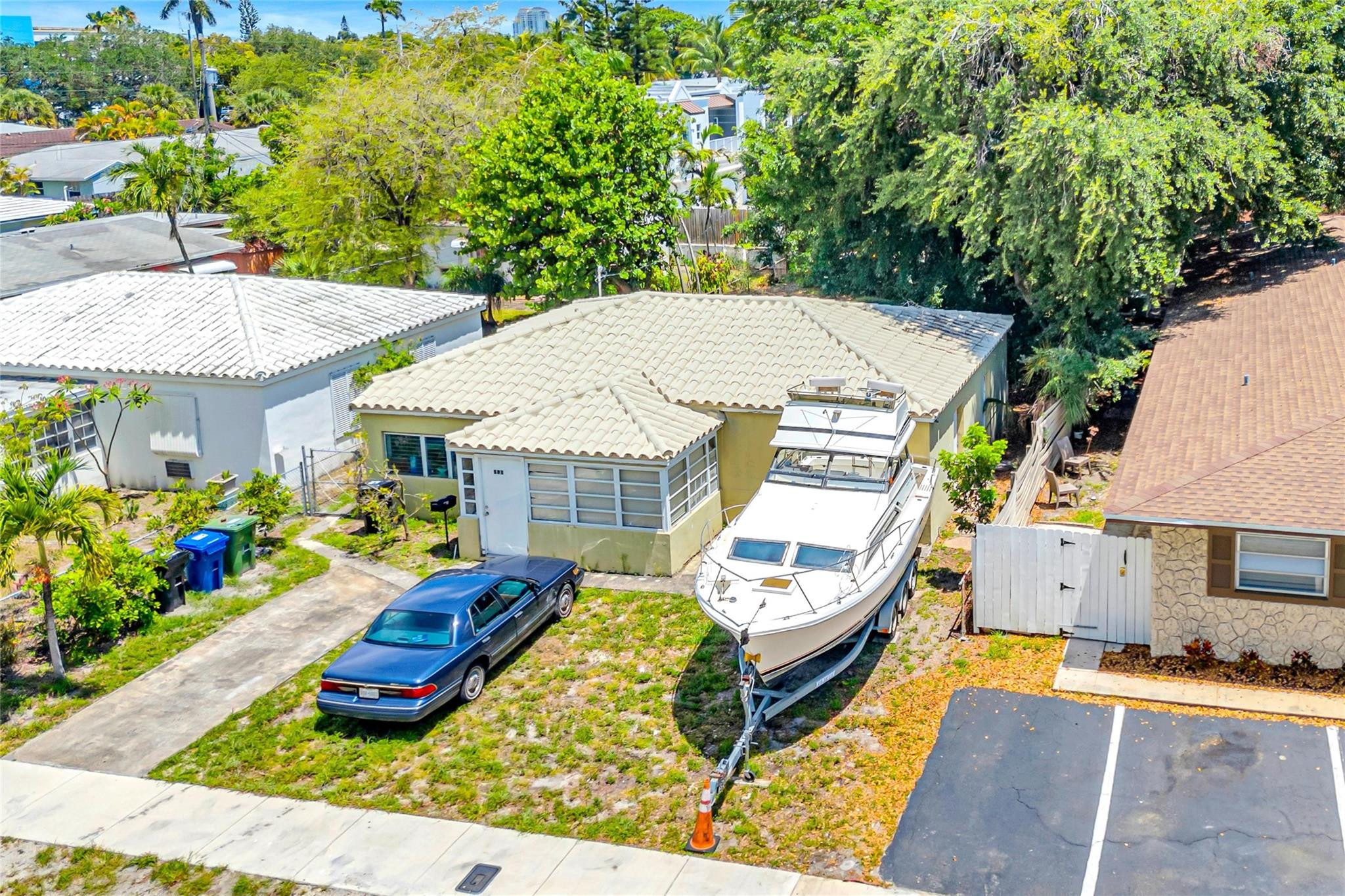 501 SE 16th Ct