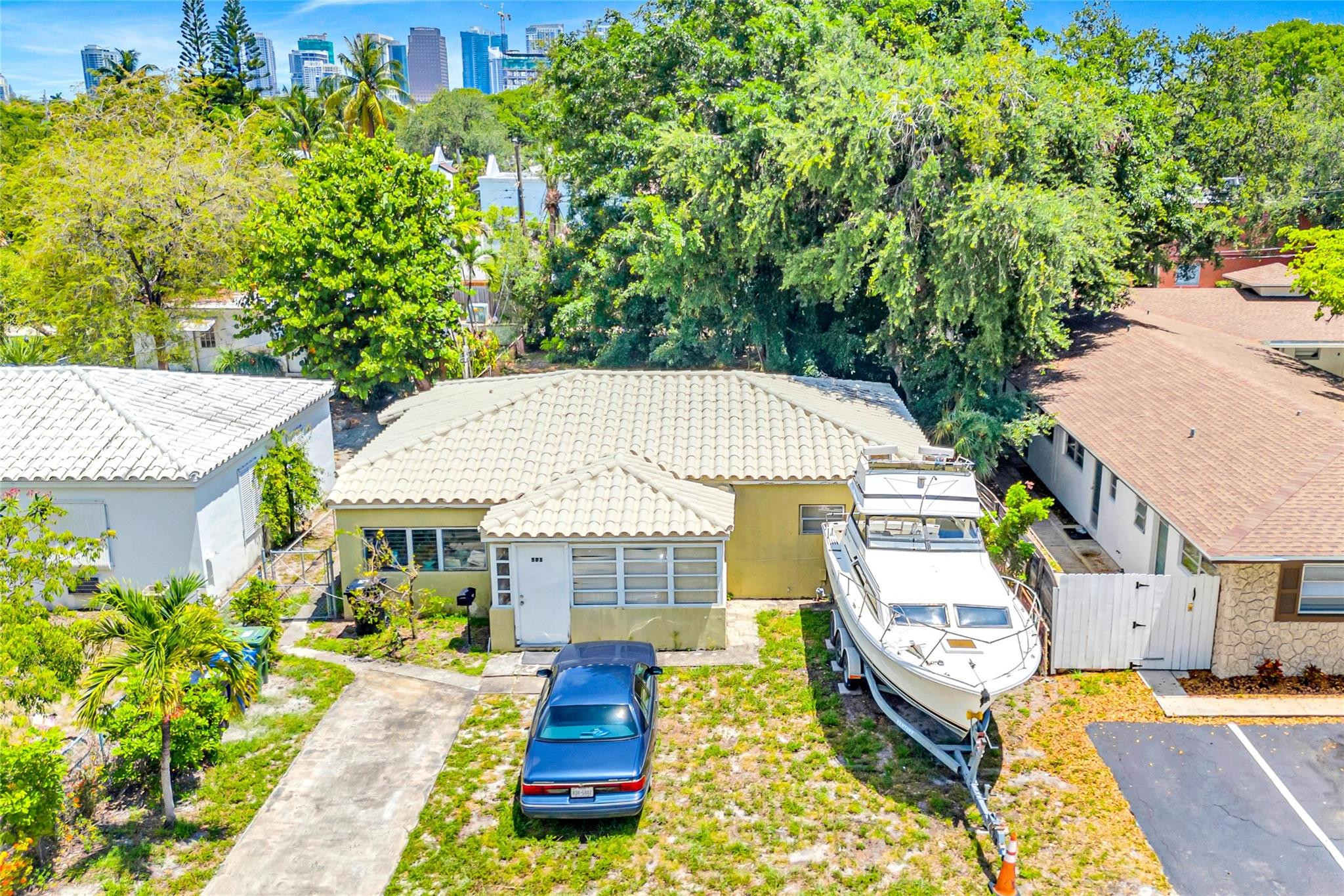 501 SE 16th Ct
