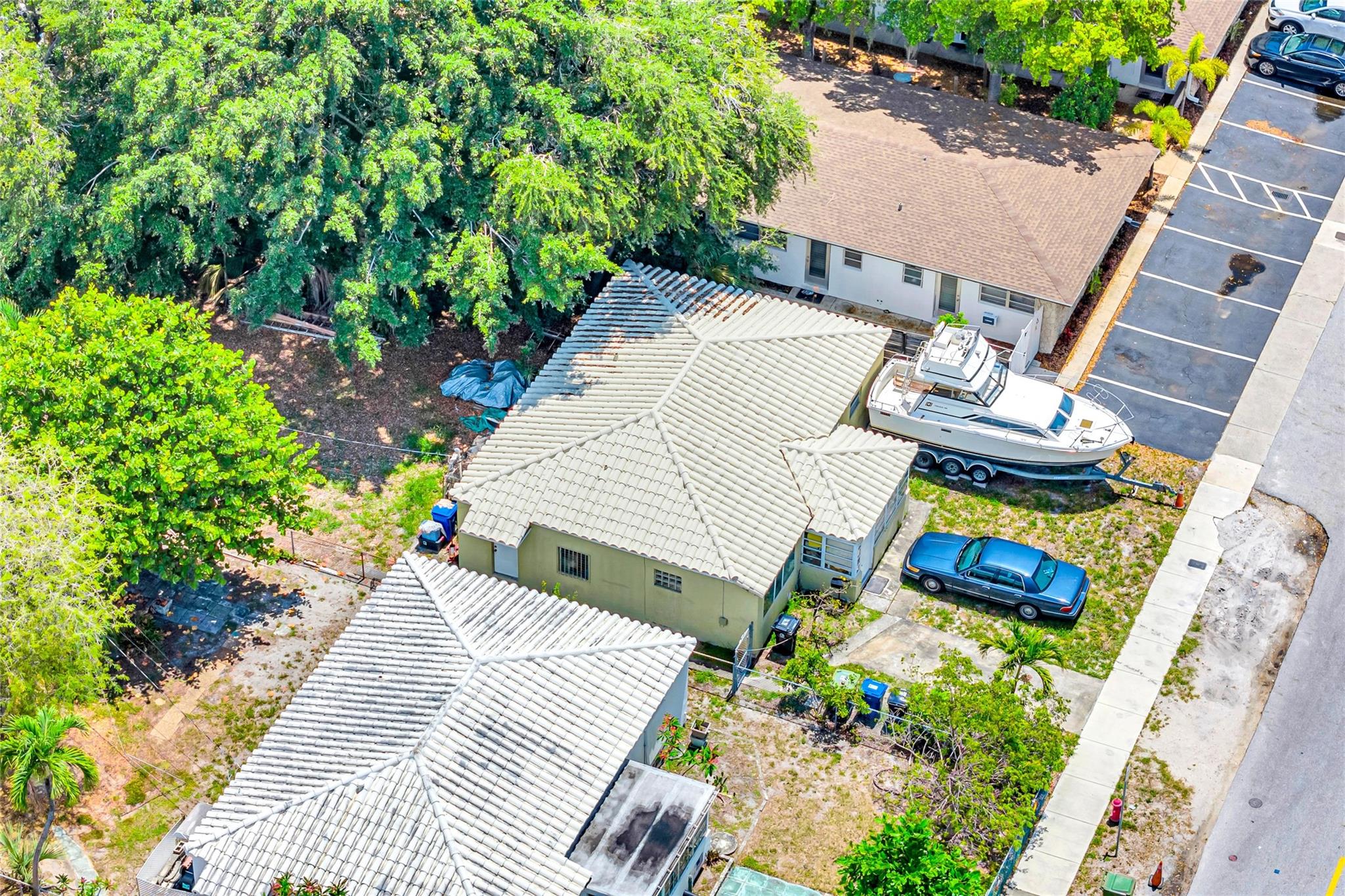 501 SE 16th Ct