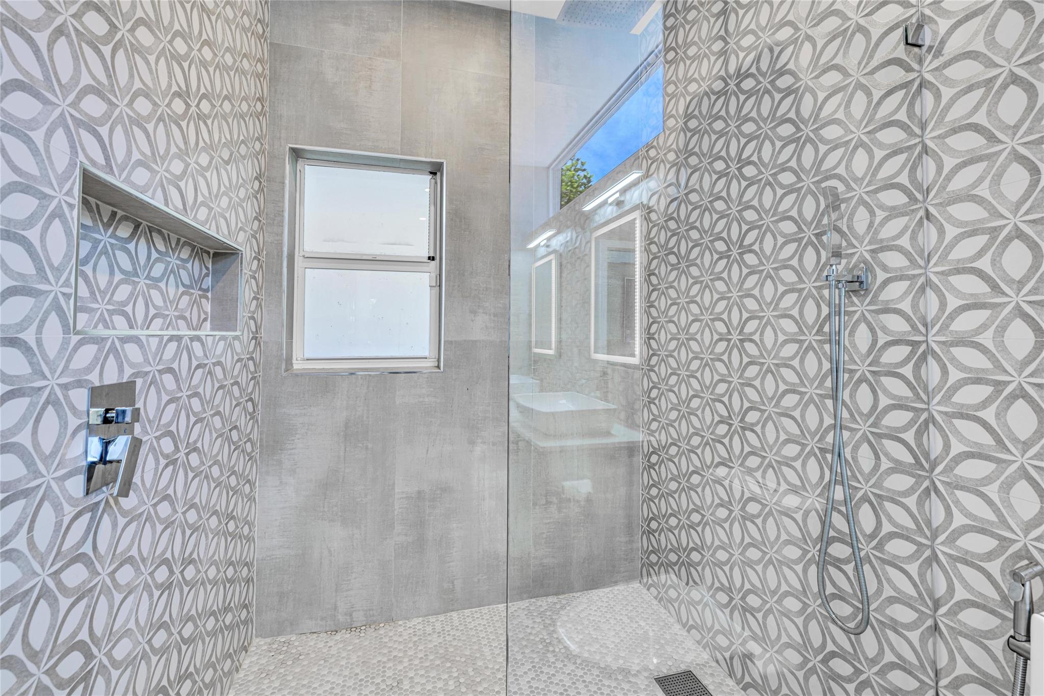 1508 NE 18th Street