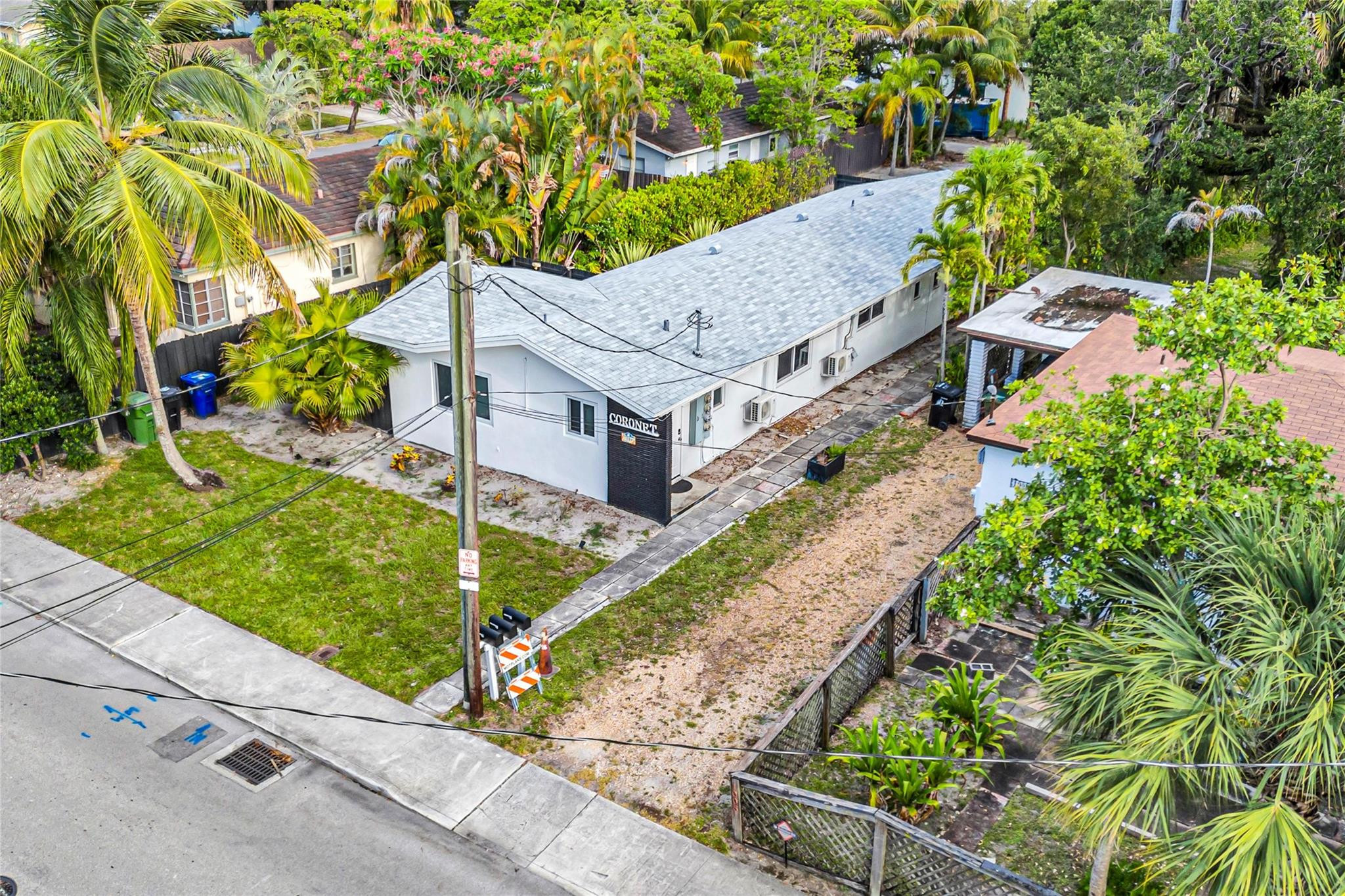 1004 W Las Olas Blvd