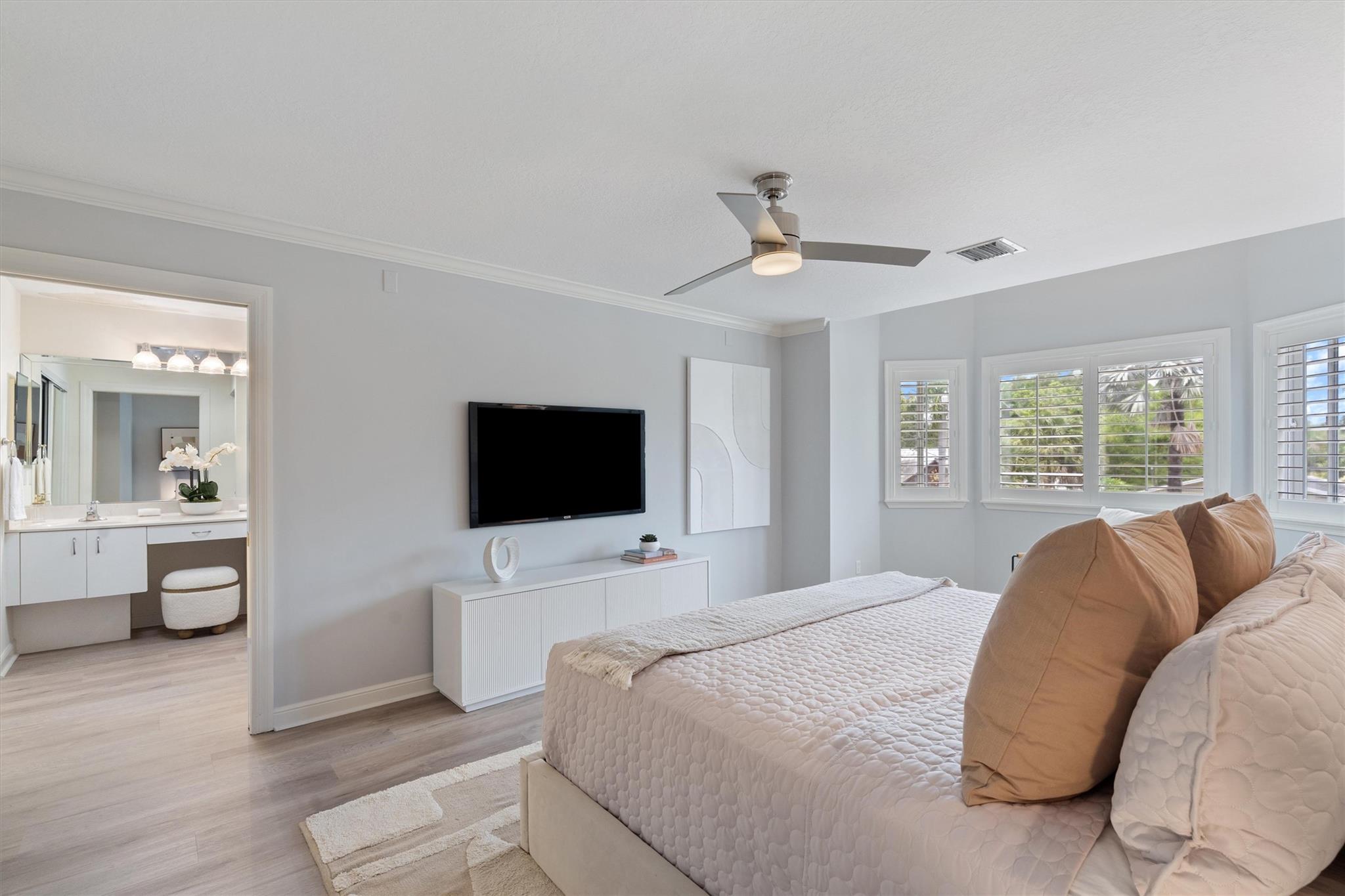 604 SW 8th Ave #2