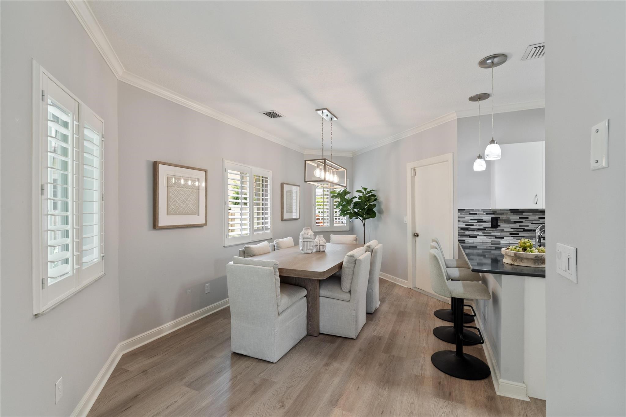 604 SW 8th Ave #2