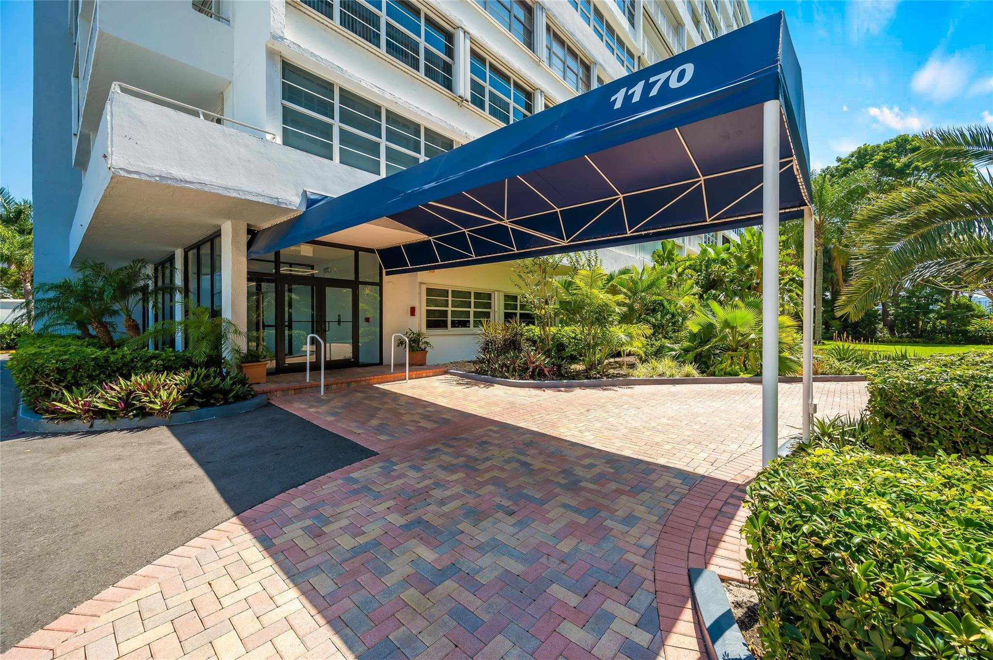 1170 N Federal Hwy 312