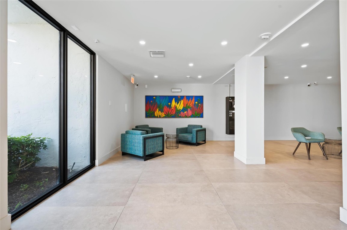 1170 N Federal Hwy 312